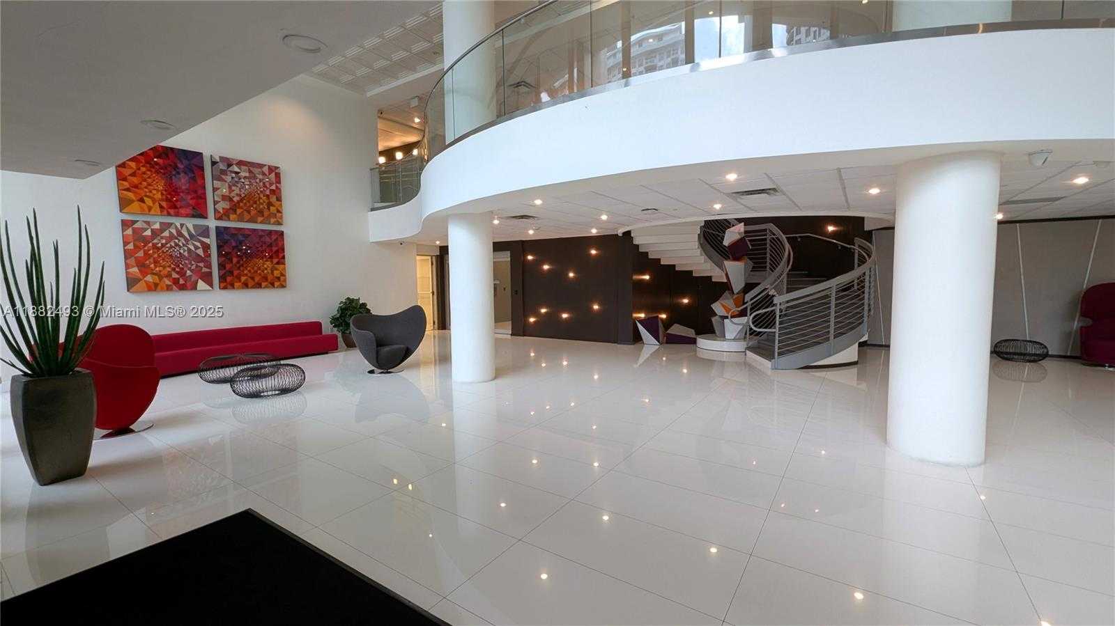 Small Image of 5701 COLLINS AVE #1105, Miami Beach Number 20