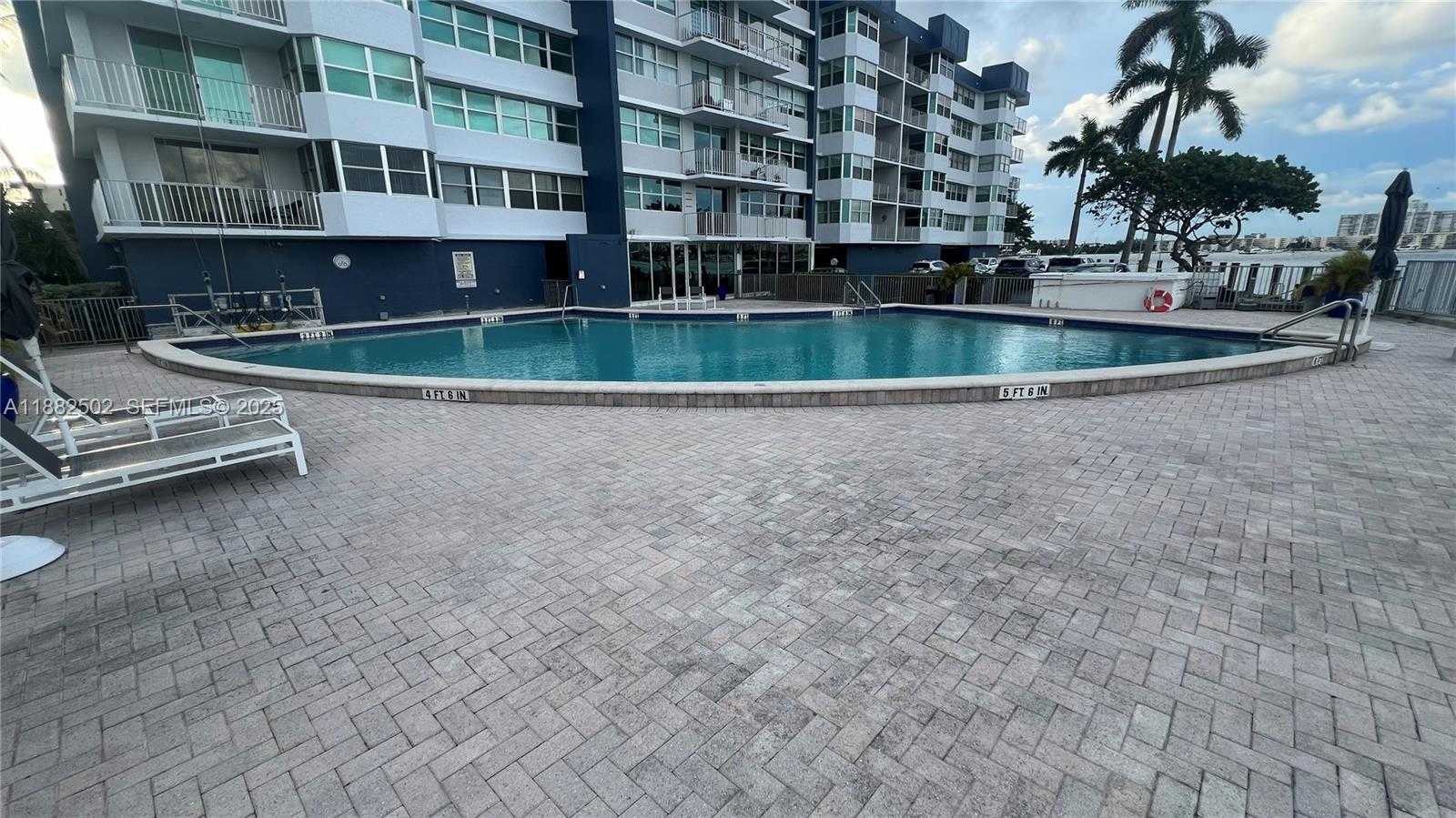 Small Image of 16570 NORTH EAST 26TH AVE #4A, North Miami Beach Number 20