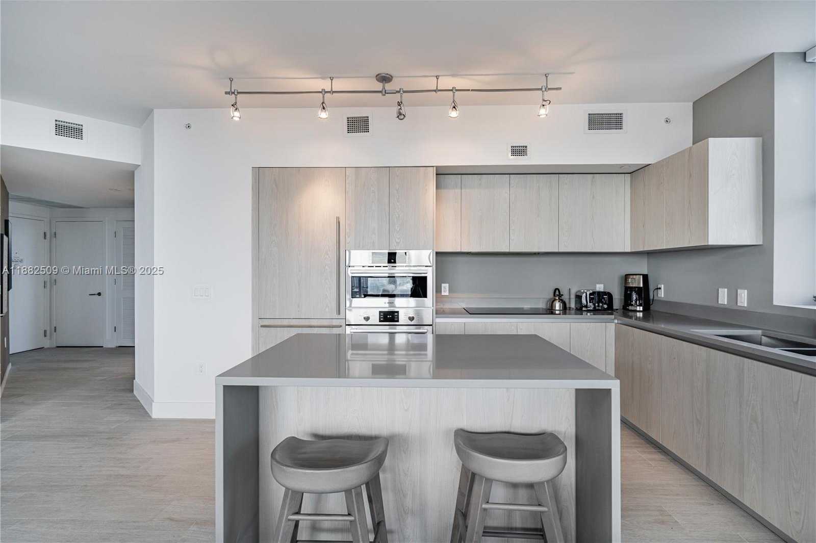 Small Image of 4010 SOUTH OCEAN DR #2709, Hollywood Number 10