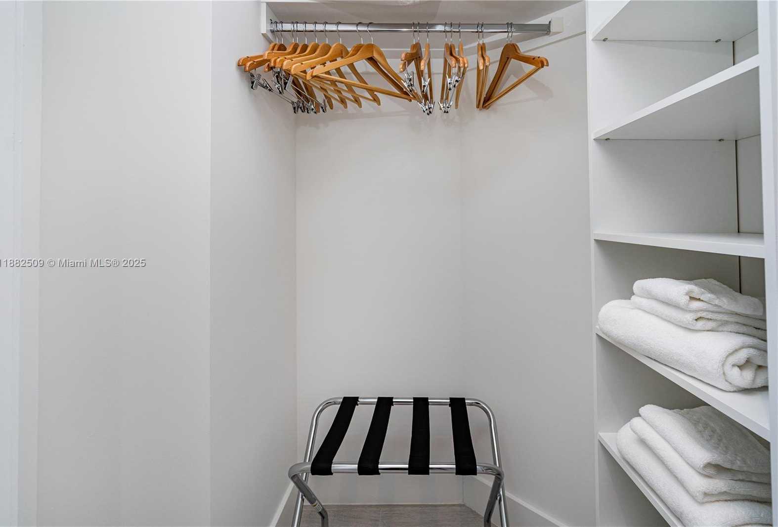 Small Image of 4010 SOUTH OCEAN DR #2709, Hollywood Number 15
