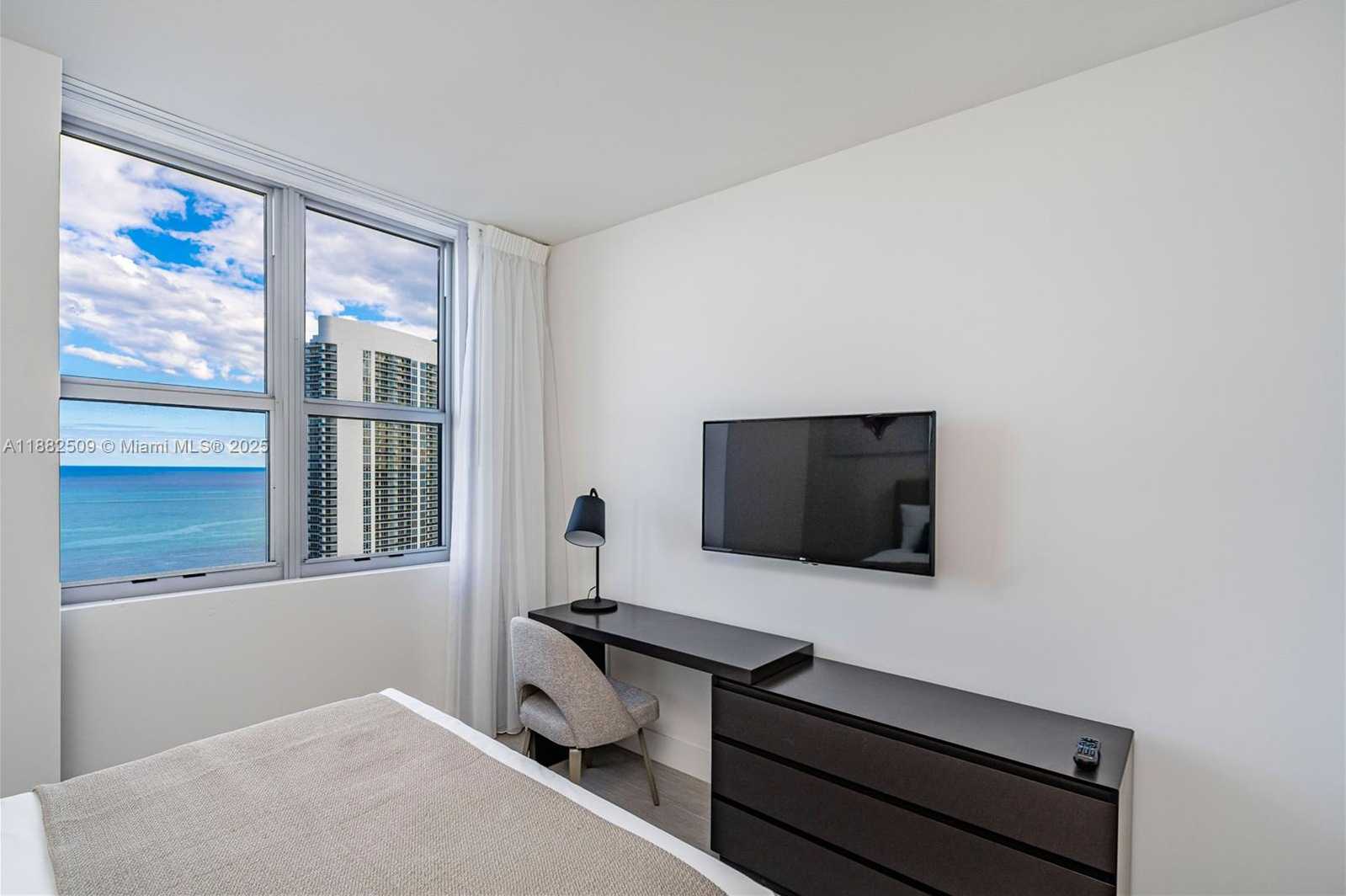 Small Image of 4010 SOUTH OCEAN DR #2709, Hollywood Number 29
