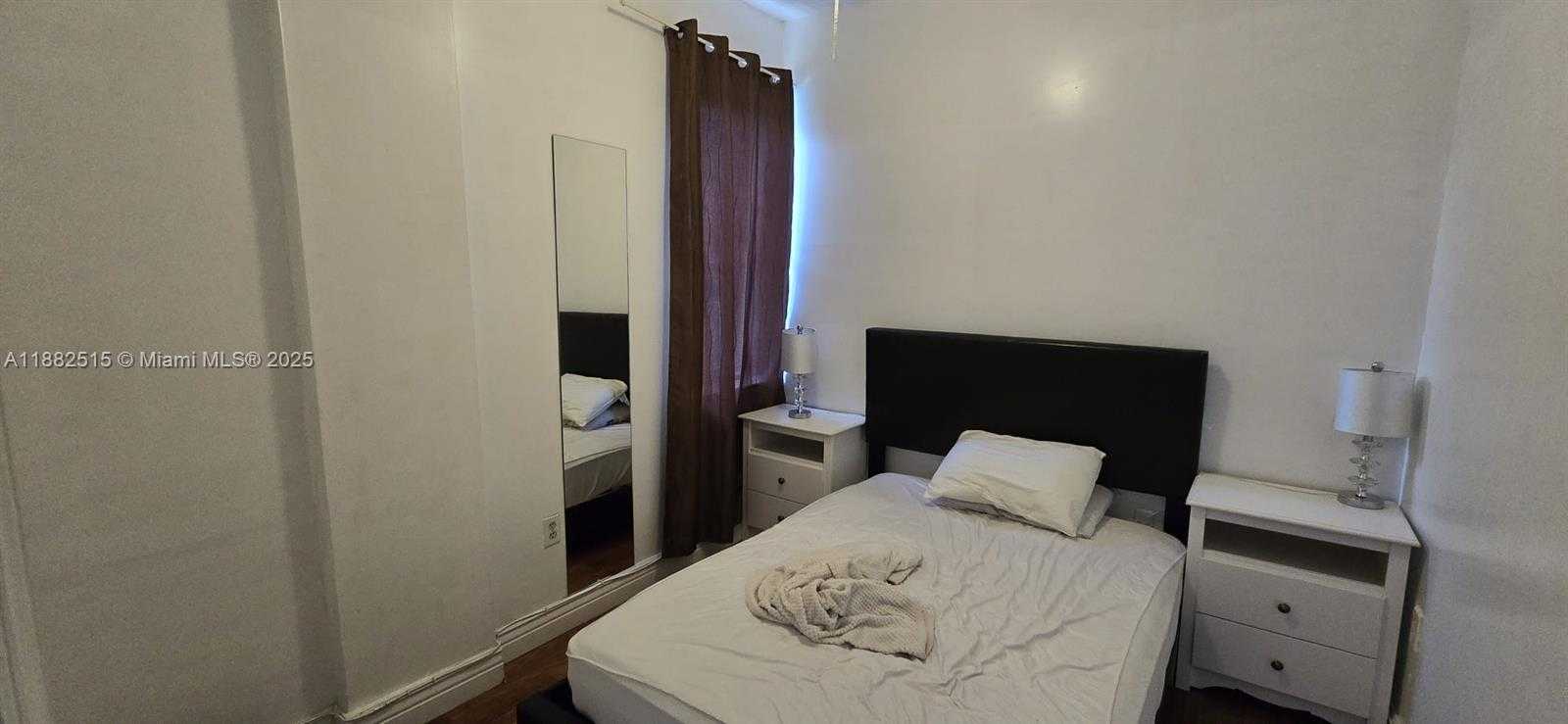Small Image of 1342 DREXEL AVE #204, Miami Beach Number 12