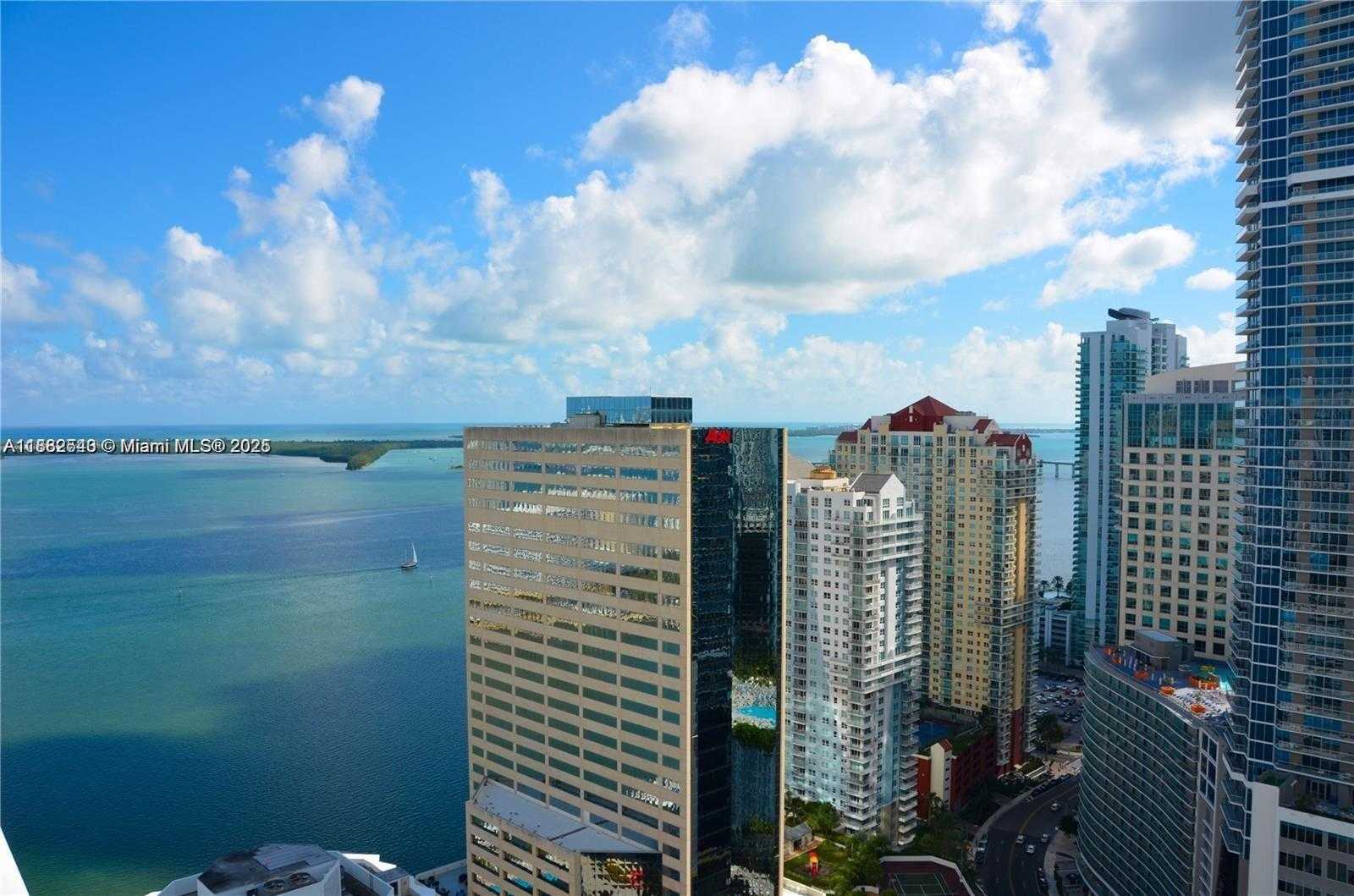 Small Image of 950 BRICKELL BAY DR #3905, Miami Number 9
