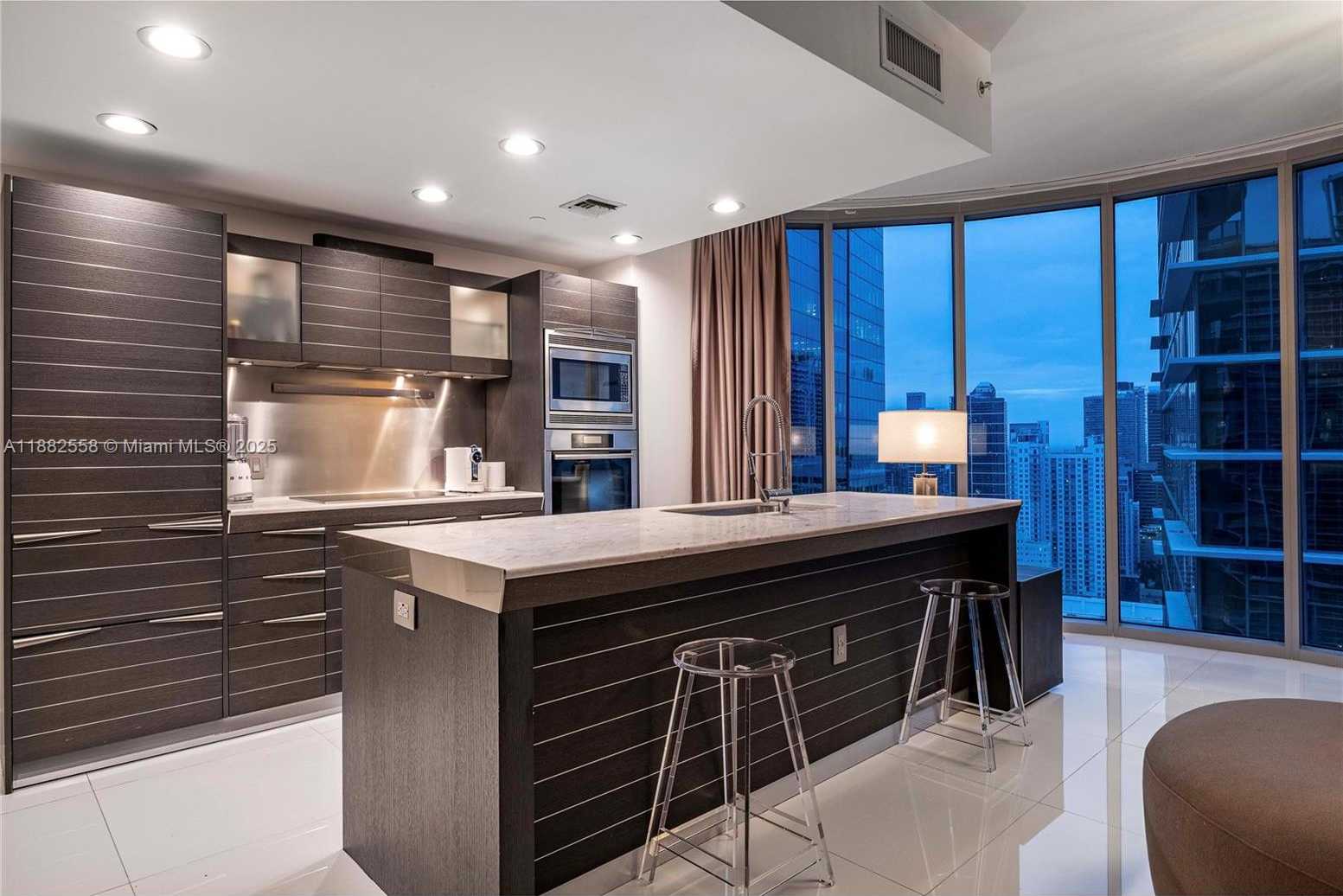 Small Image of 200 BISCAYNE BOULEVARD WAY #4201, Miami Number 23