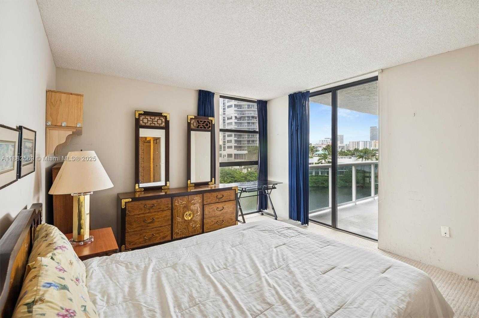 Small Image of 20515 EAST COUNTRY CLUB DR #442, Aventura Number 10