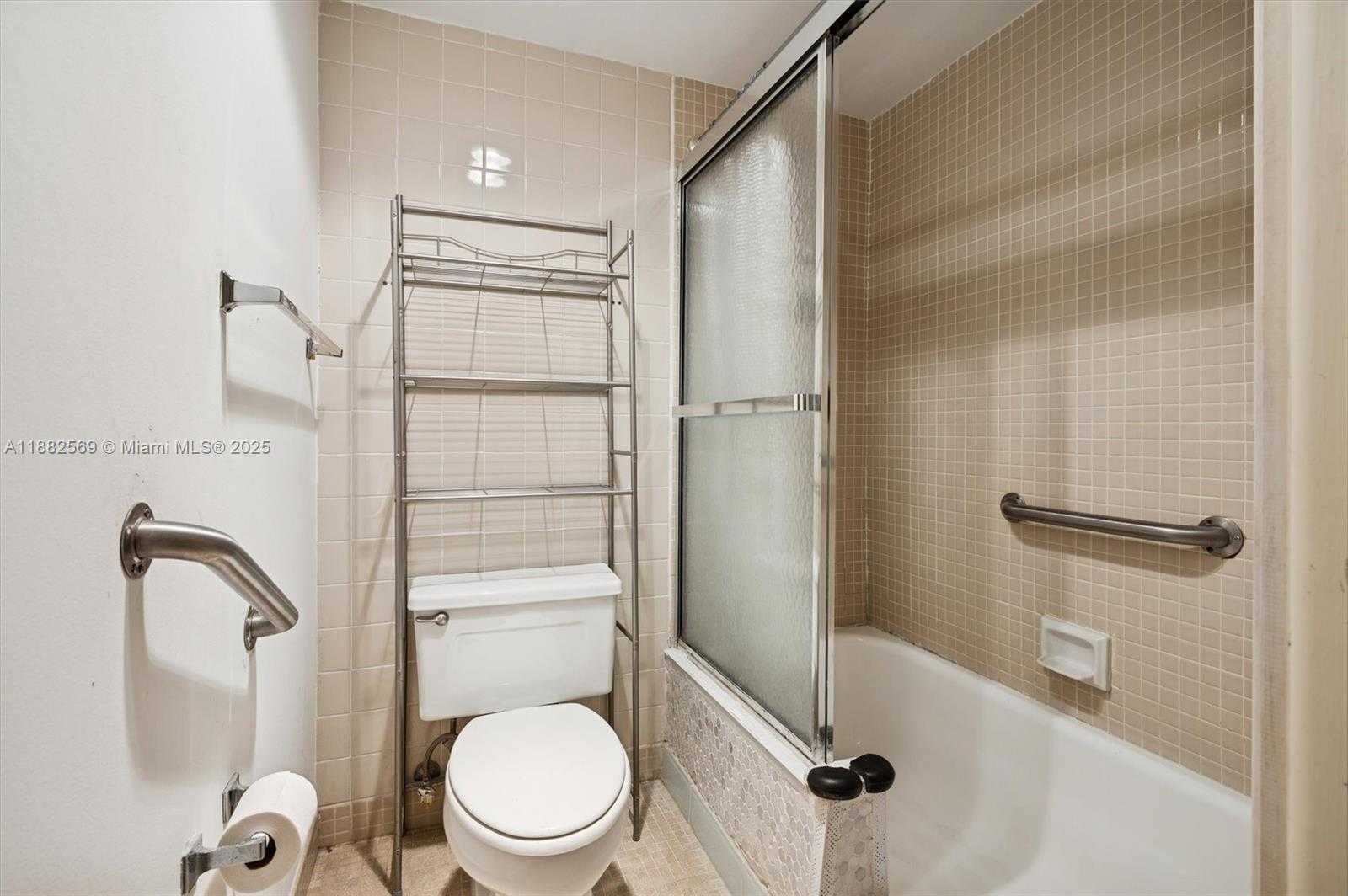 Small Image of 20515 EAST COUNTRY CLUB DR #442, Aventura Number 13