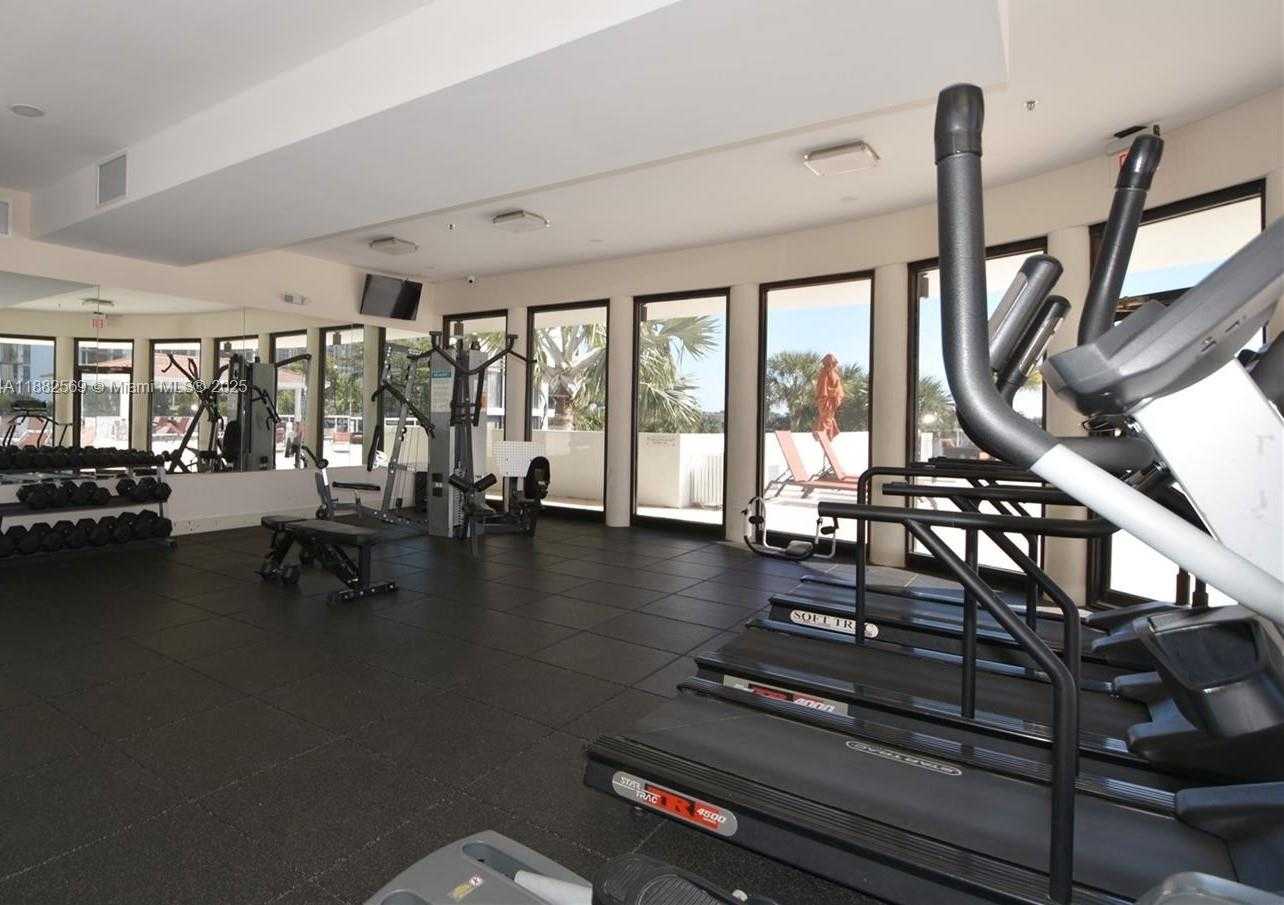 Small Image of 20515 EAST COUNTRY CLUB DR #442, Aventura Number 17