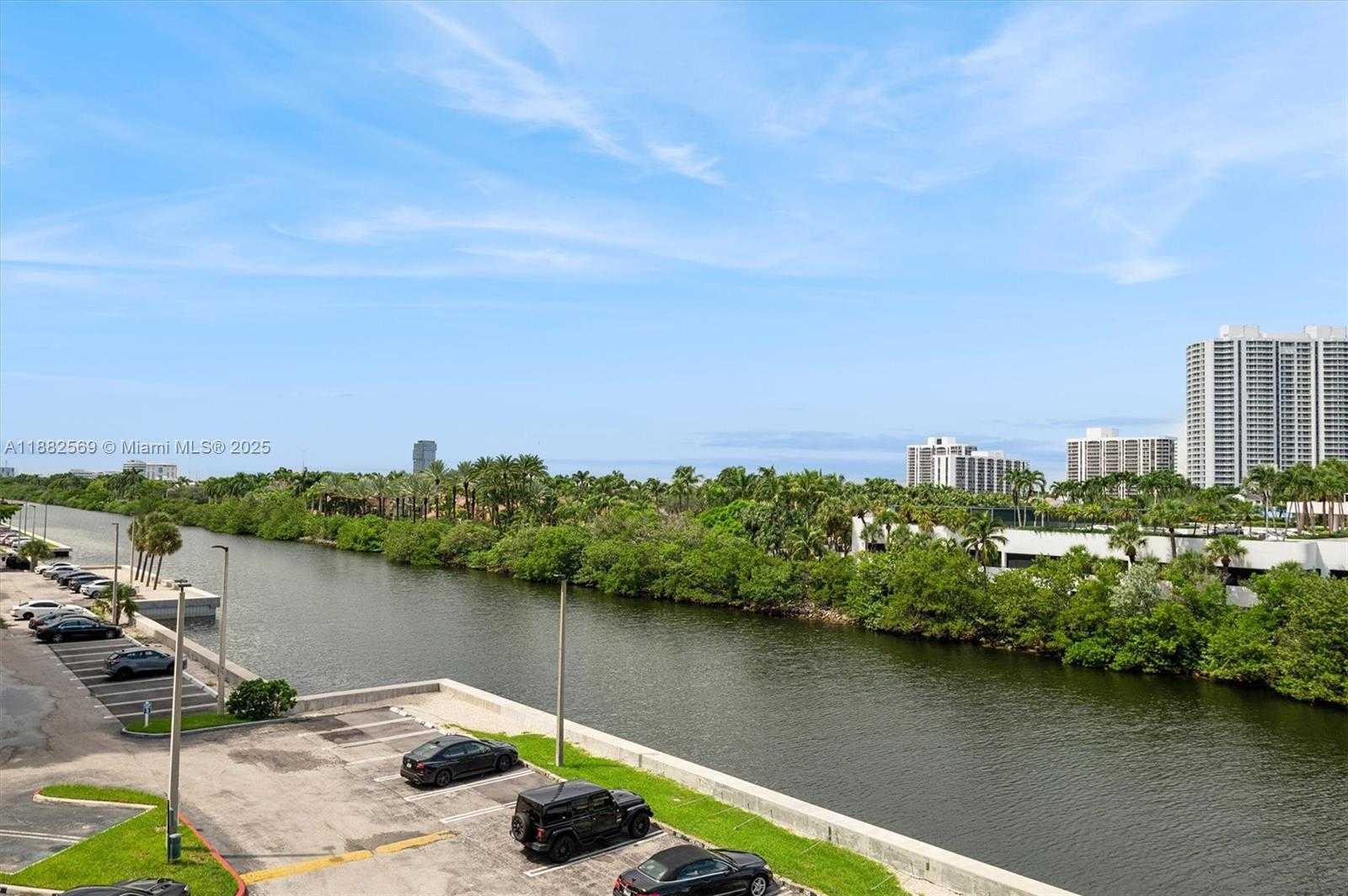 Small Image of 20515 EAST COUNTRY CLUB DR #442, Aventura Number 2