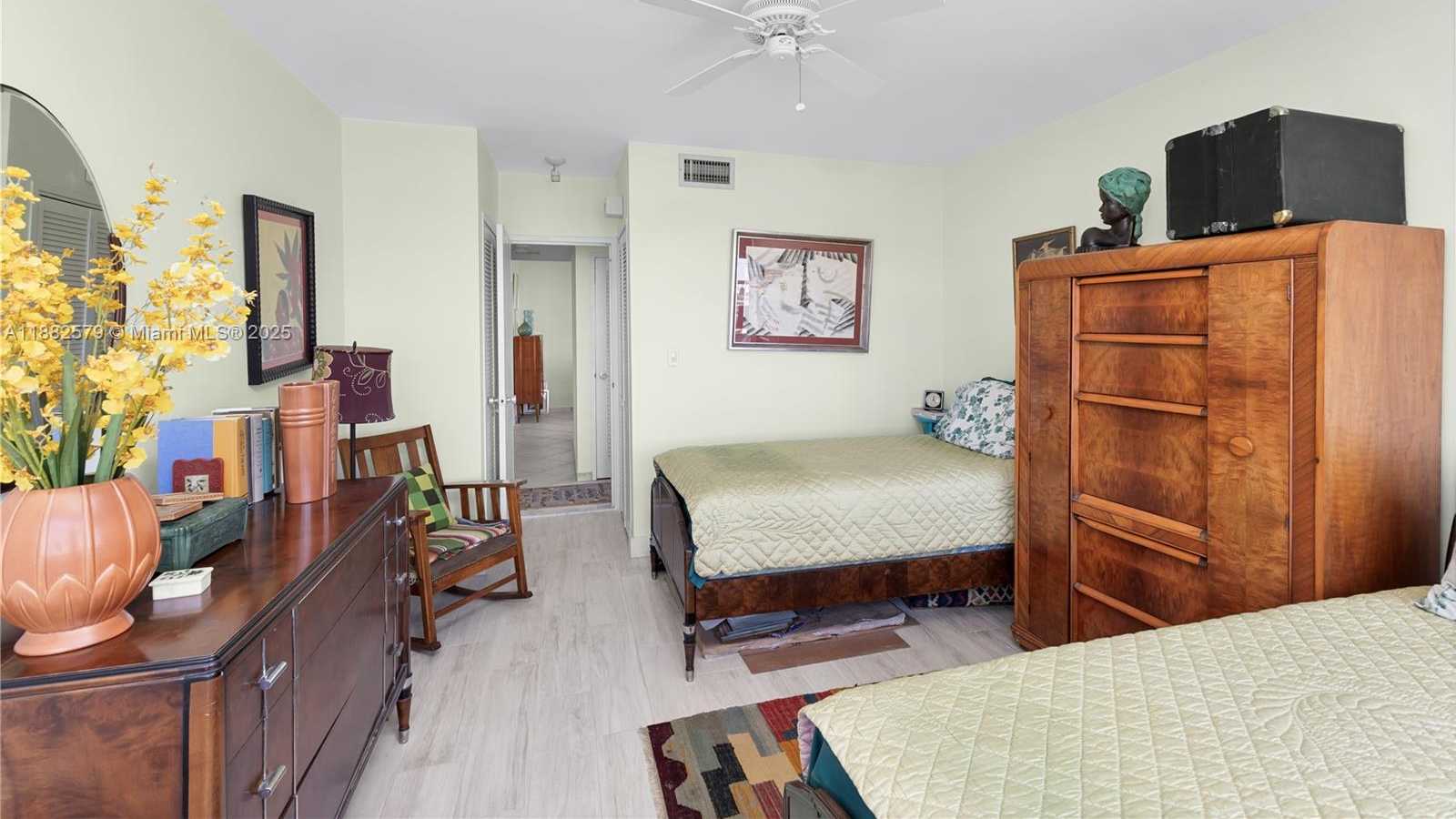 Small Image of 3 ISLAND AVE #15C, Miami Beach Number 27