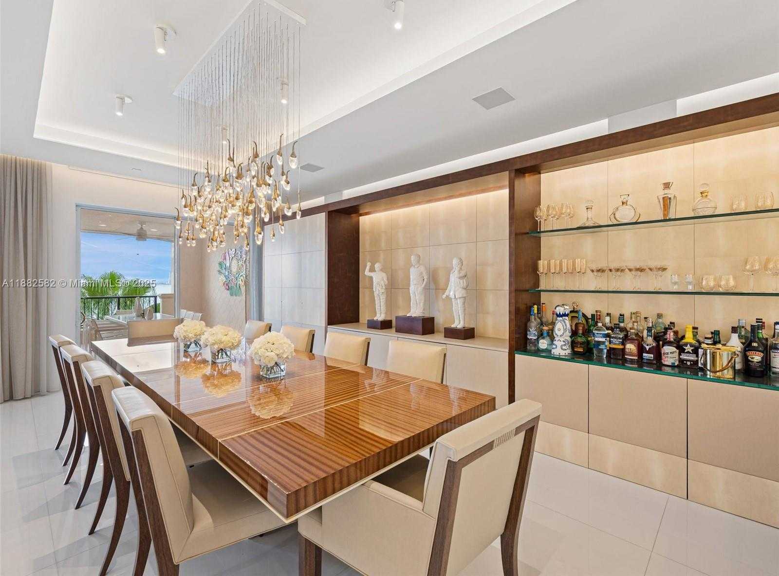 Small Image of 5053 FISHER ISLAND DR #5053, Miami Beach Number 15
