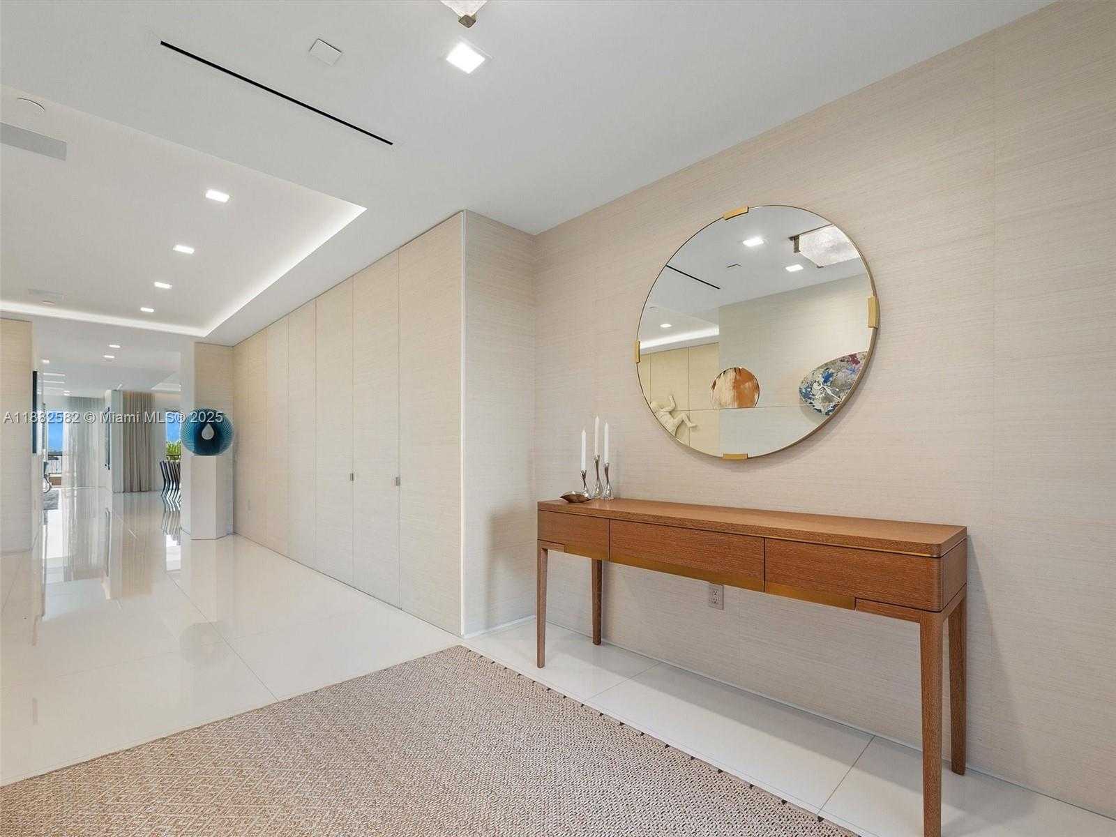 Small Image of 5053 FISHER ISLAND DR #5053, Miami Beach Number 33