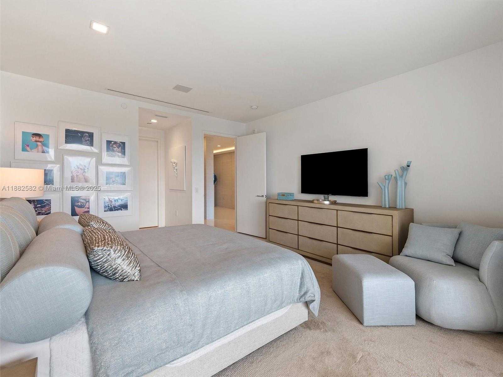 Small Image of 5053 FISHER ISLAND DR #5053, Miami Beach Number 38