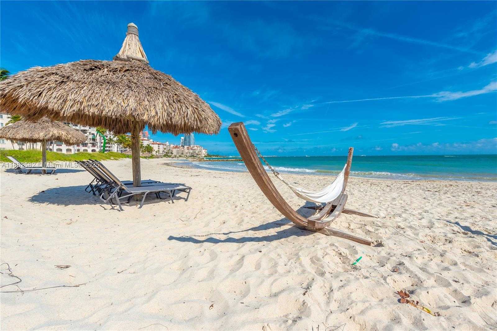 Small Image of 5053 FISHER ISLAND DR #5053, Miami Beach Number 51