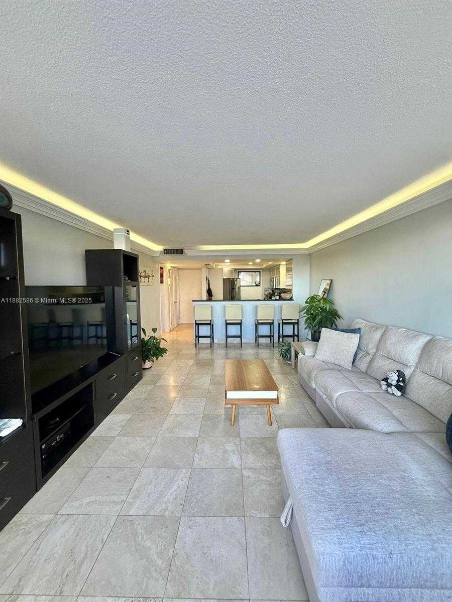 Small Image of 1351 NORTH EAST MIAMI GARDENS DR #704E, Miami Number 12