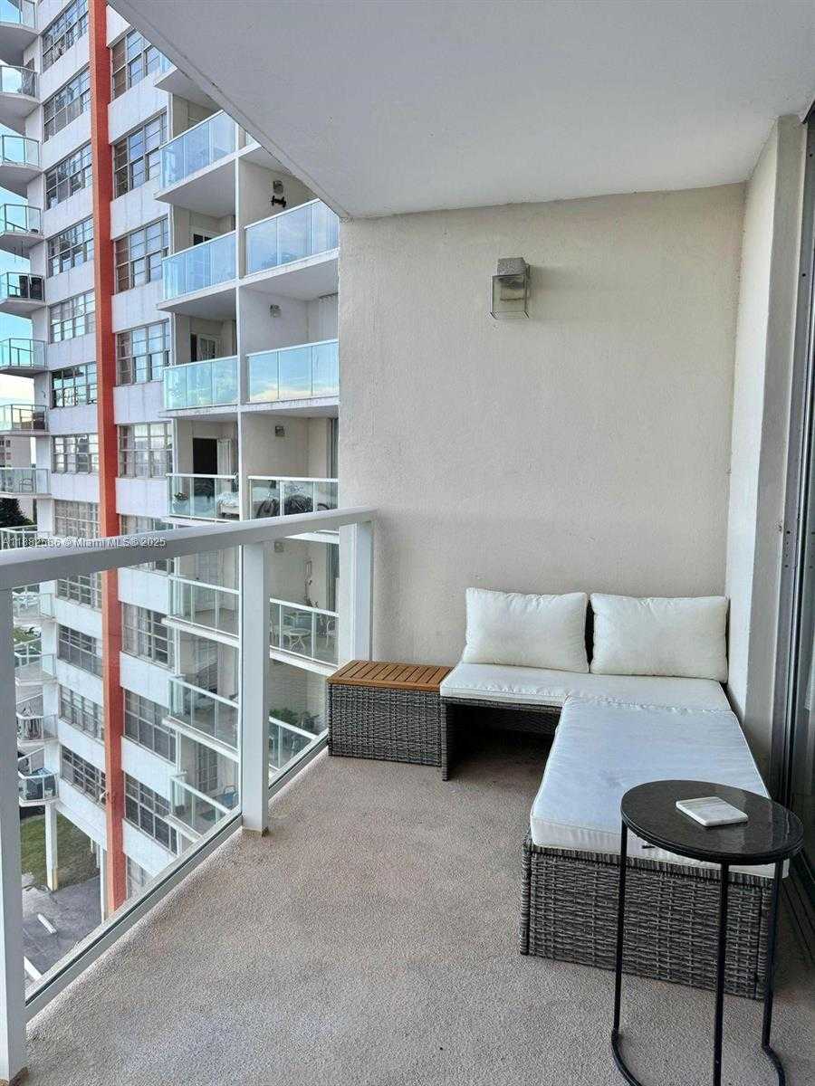 Small Image of 1351 NORTH EAST MIAMI GARDENS DR #704E, Miami Number 23