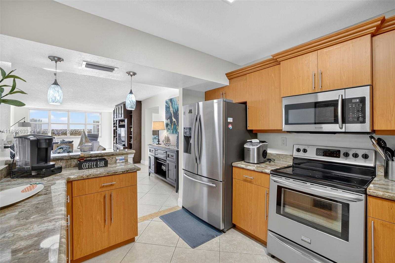 Small Image of 3725 SOUTH OCEAN DR #1127, Hollywood Number 12