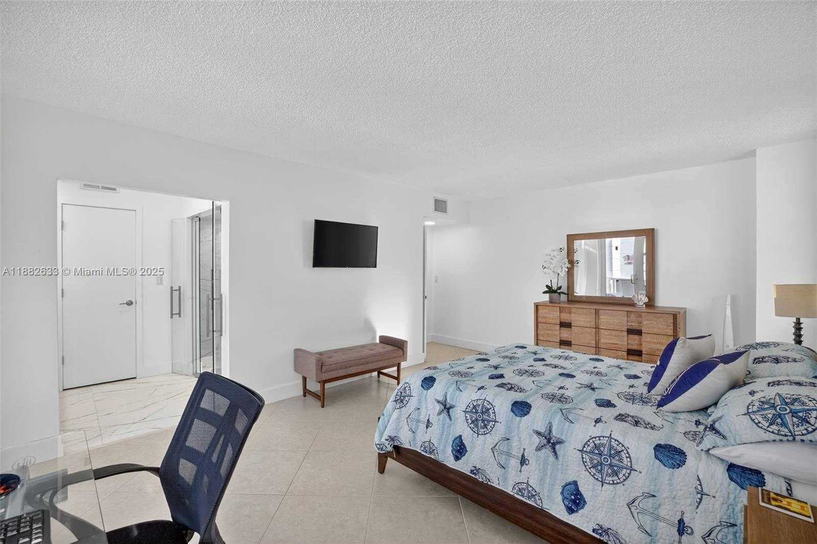 Small Image of 3725 SOUTH OCEAN DR #1127, Hollywood Number 32