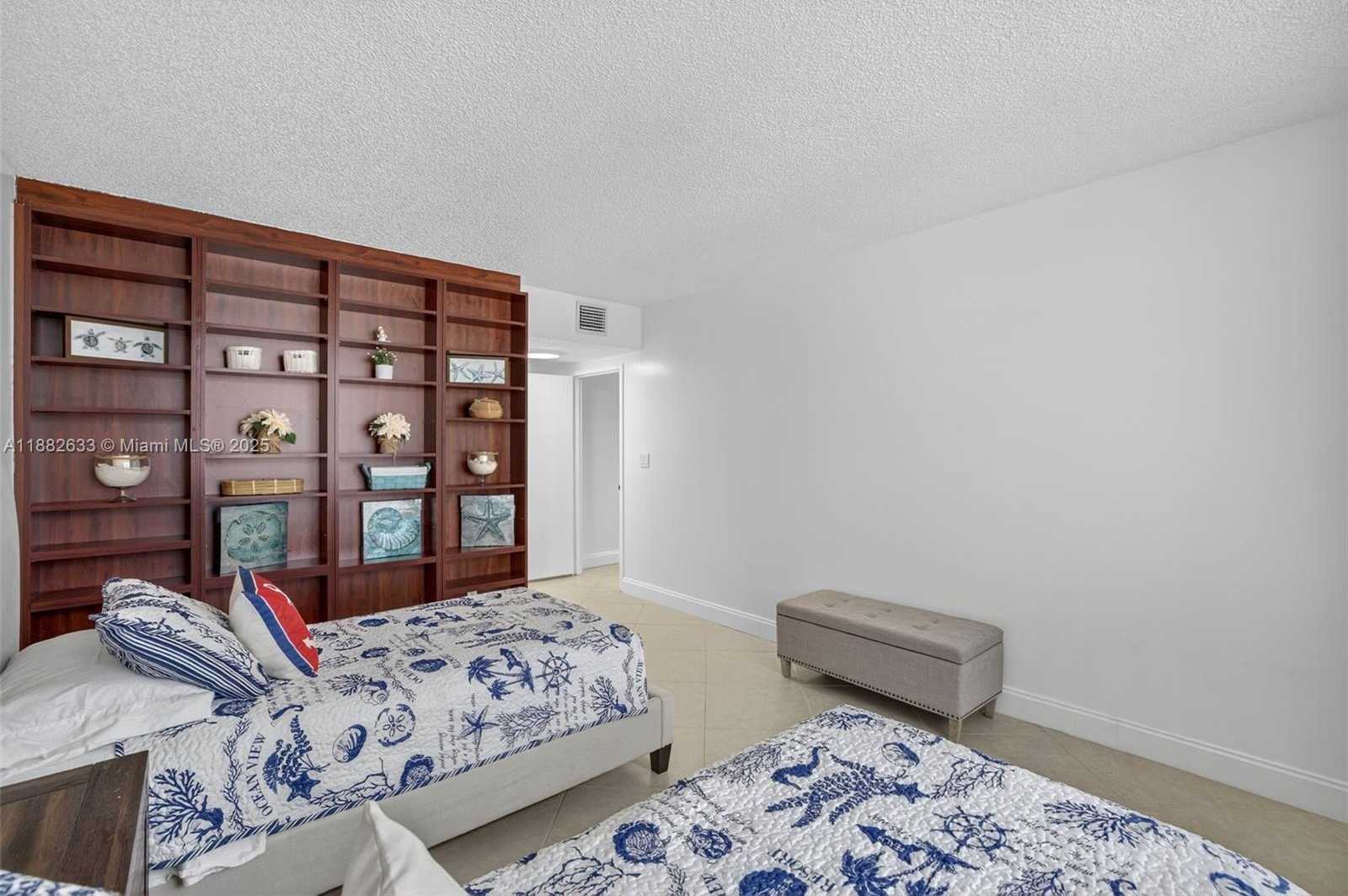 Small Image of 3725 SOUTH OCEAN DR #1127, Hollywood Number 36