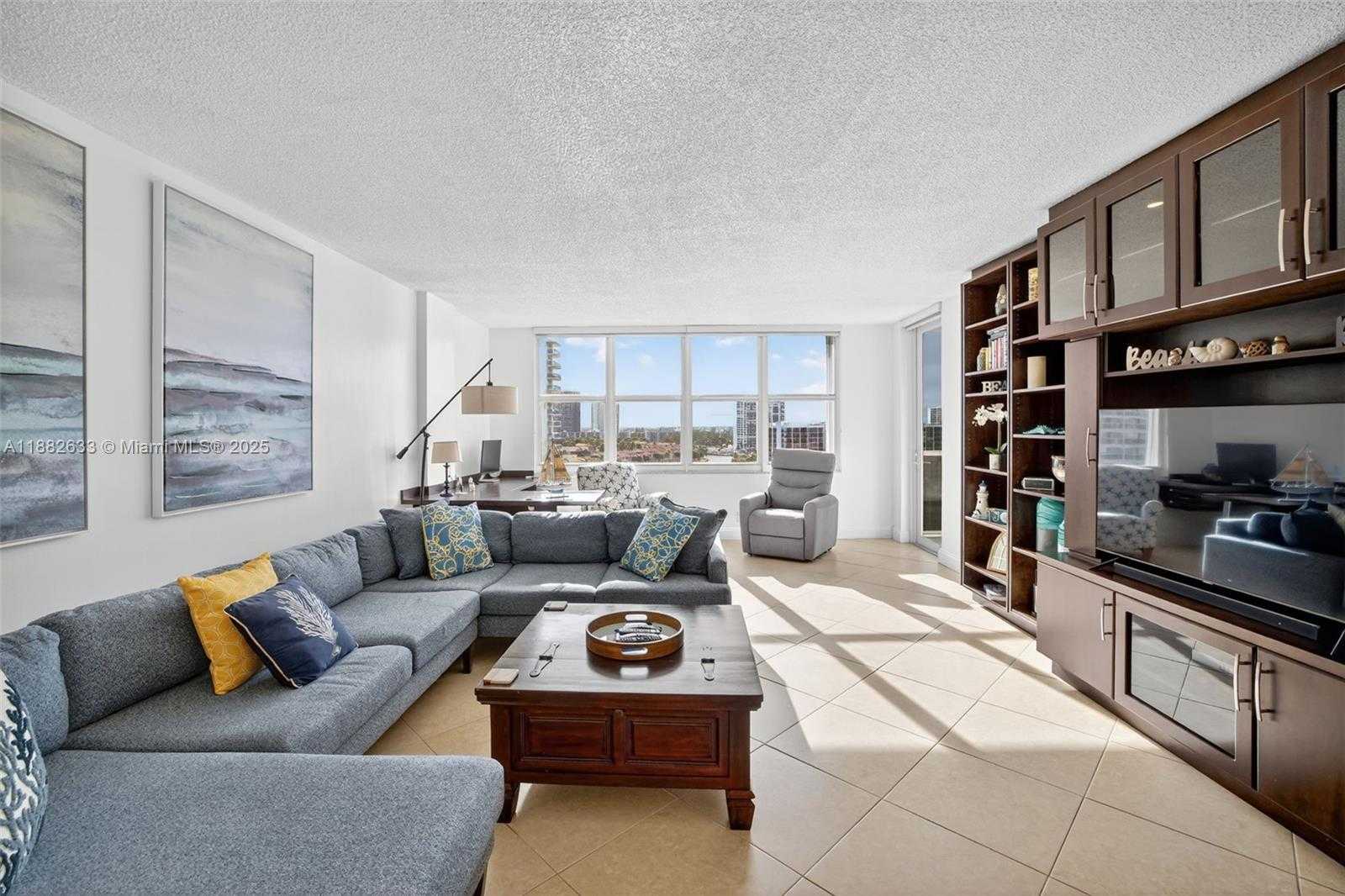 Small Image of 3725 SOUTH OCEAN DR #1127, Hollywood Number 4