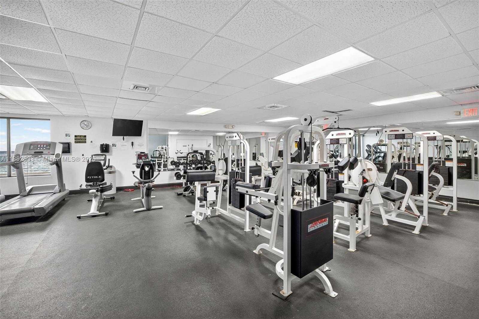 Small Image of 3725 SOUTH OCEAN DR #1127, Hollywood Number 71