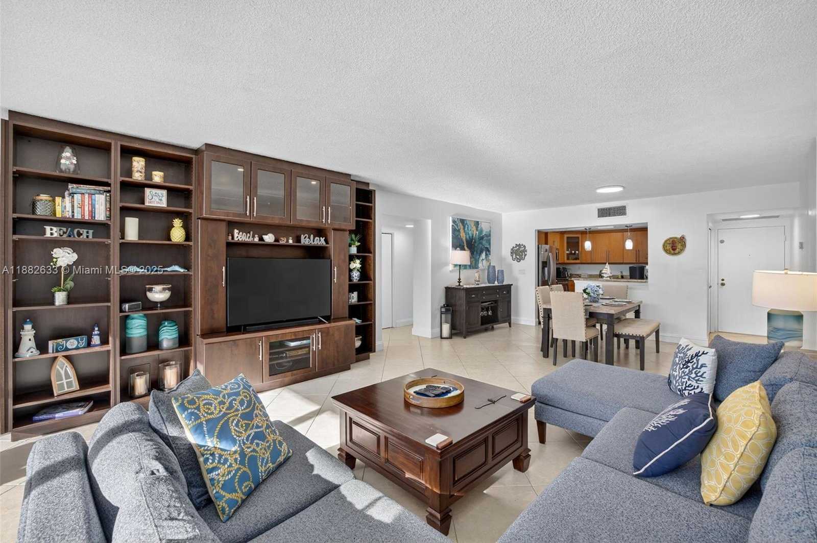 Small Image of 3725 SOUTH OCEAN DR #1127, Hollywood Number 9