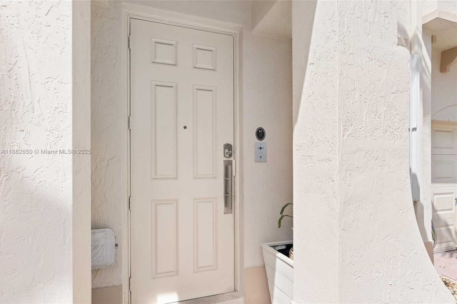 Small Image of 12935 SOUTH WEST 135TH TER, Miami Number 3