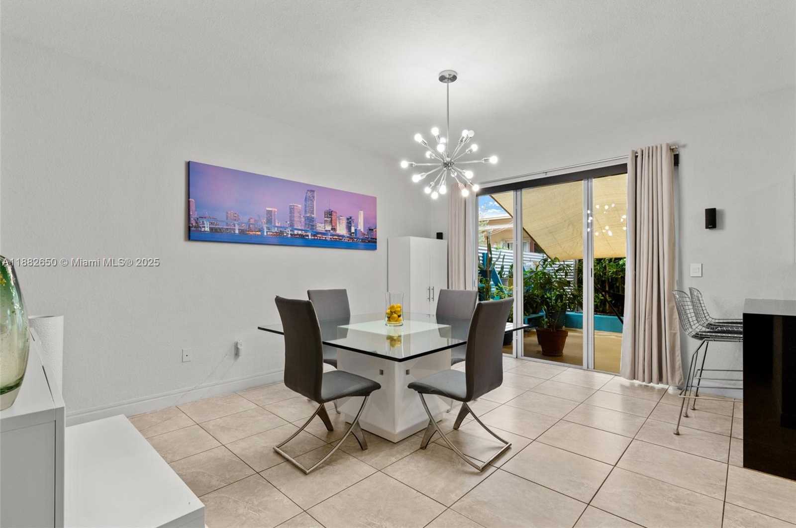 Small Image of 12935 SOUTH WEST 135TH TER, Miami Number 8