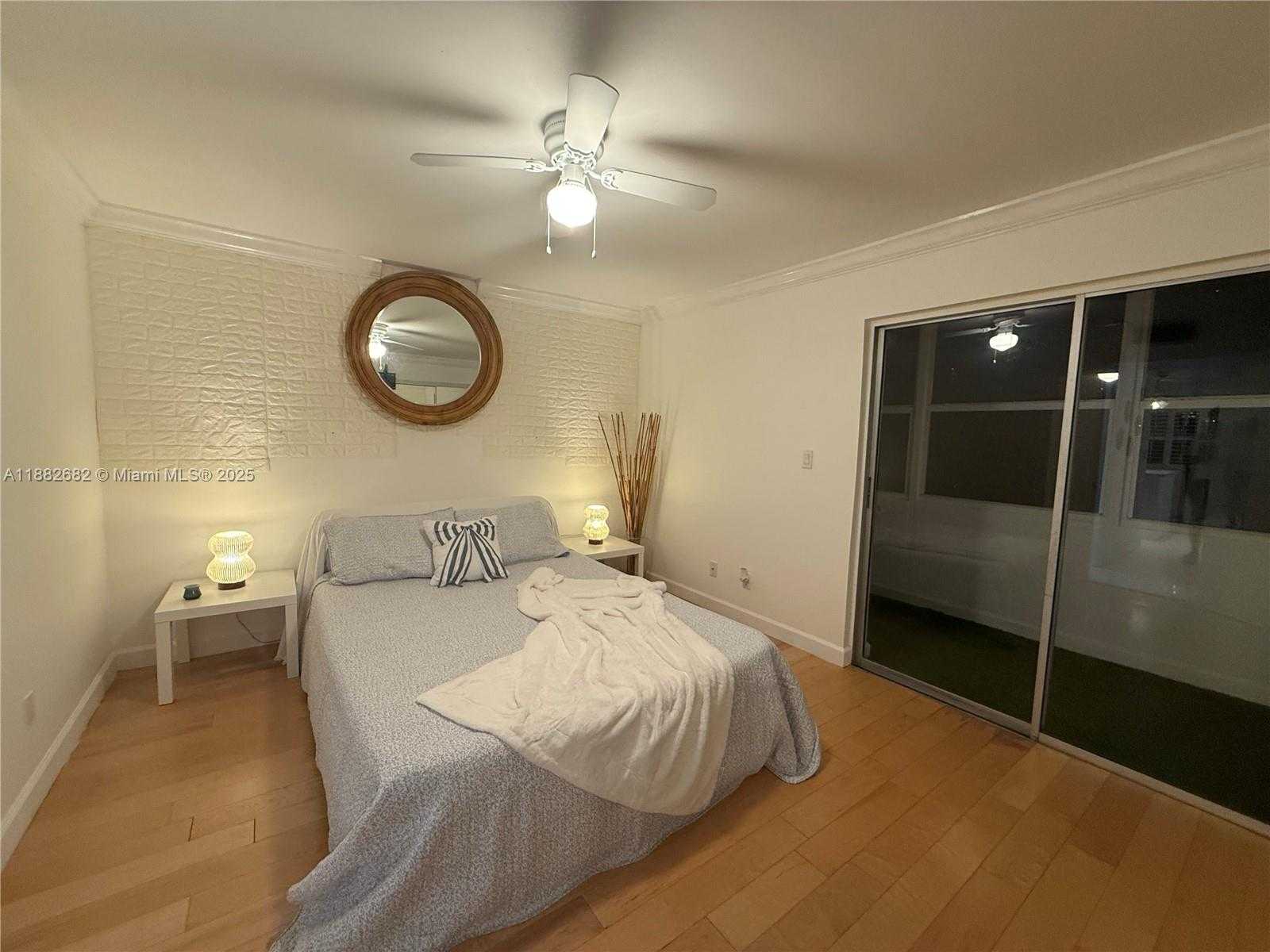 Small Image of 8851 SUNRISE LAKES BLVD #203, Sunrise Number 20