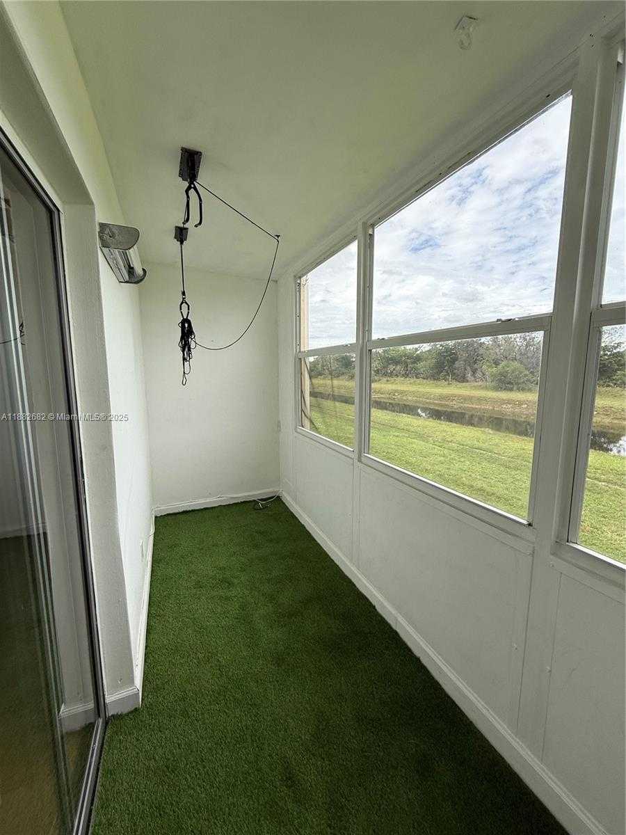 Small Image of 8851 SUNRISE LAKES BLVD #203, Sunrise Number 21