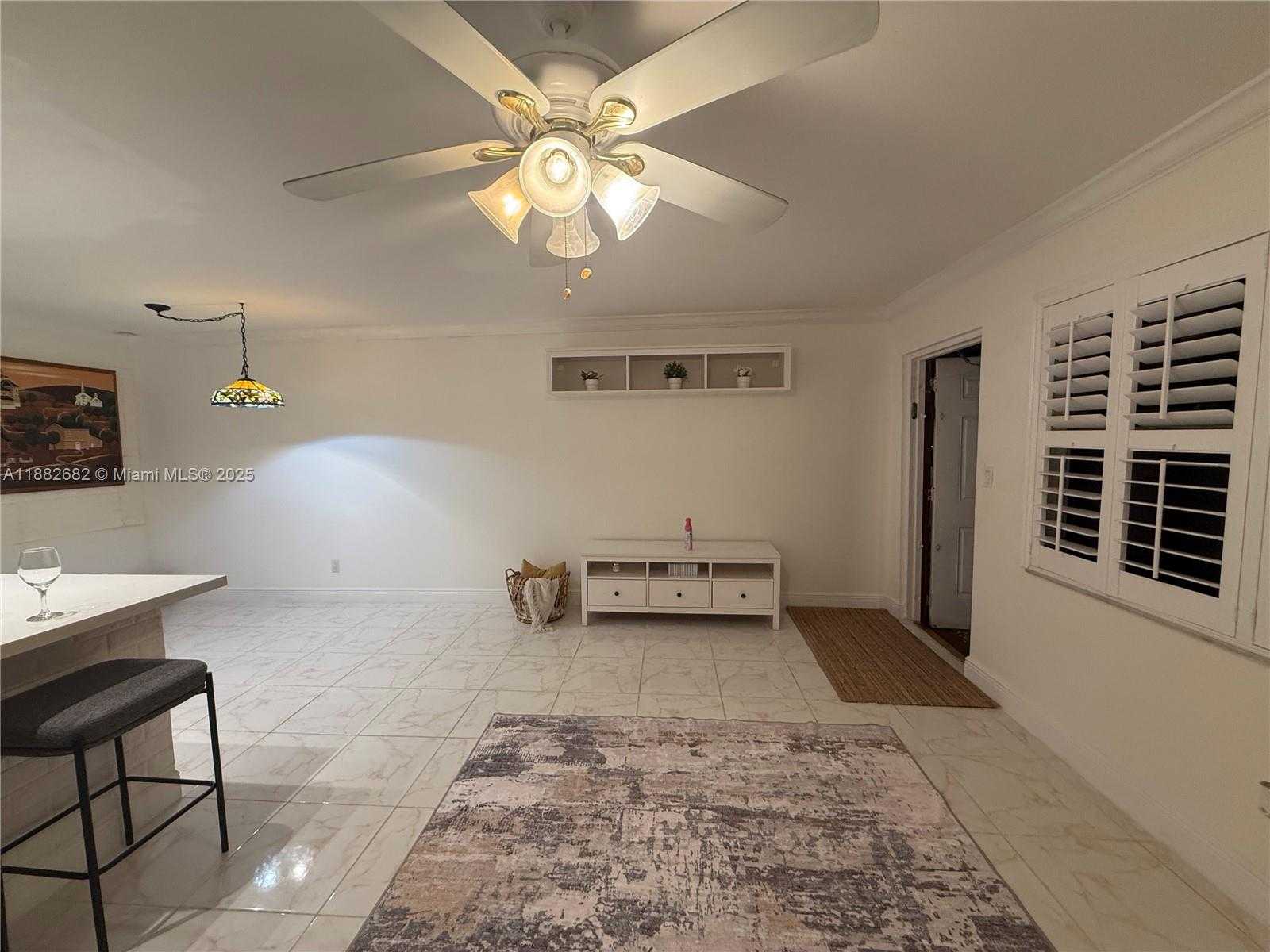 Small Image of 8851 SUNRISE LAKES BLVD #203, Sunrise Number 8