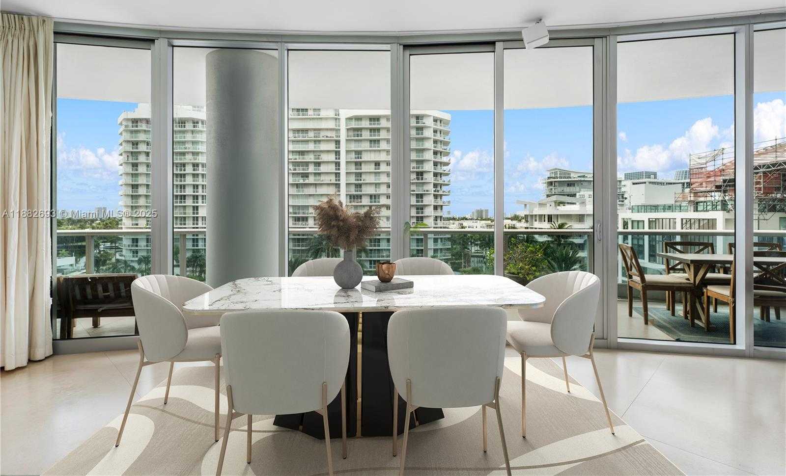 Small Image of 5959 COLLINS AVE #701, Miami Beach Number 2