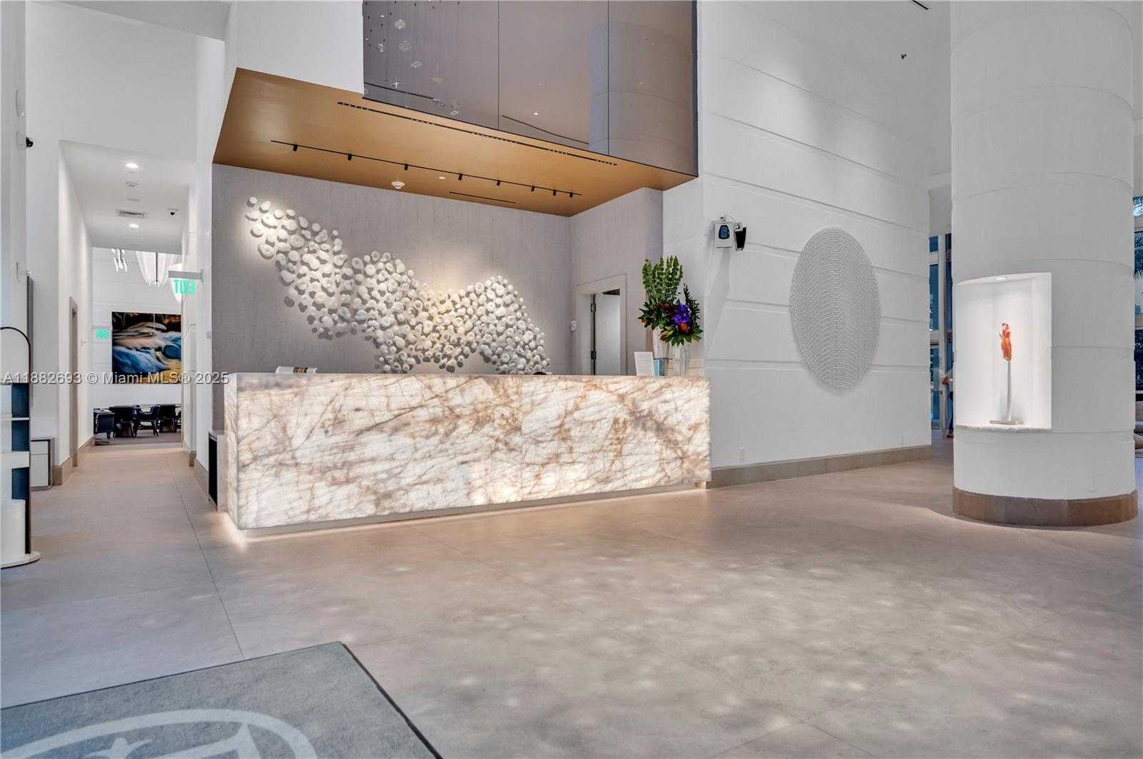 Small Image of 5959 COLLINS AVE #701, Miami Beach Number 20