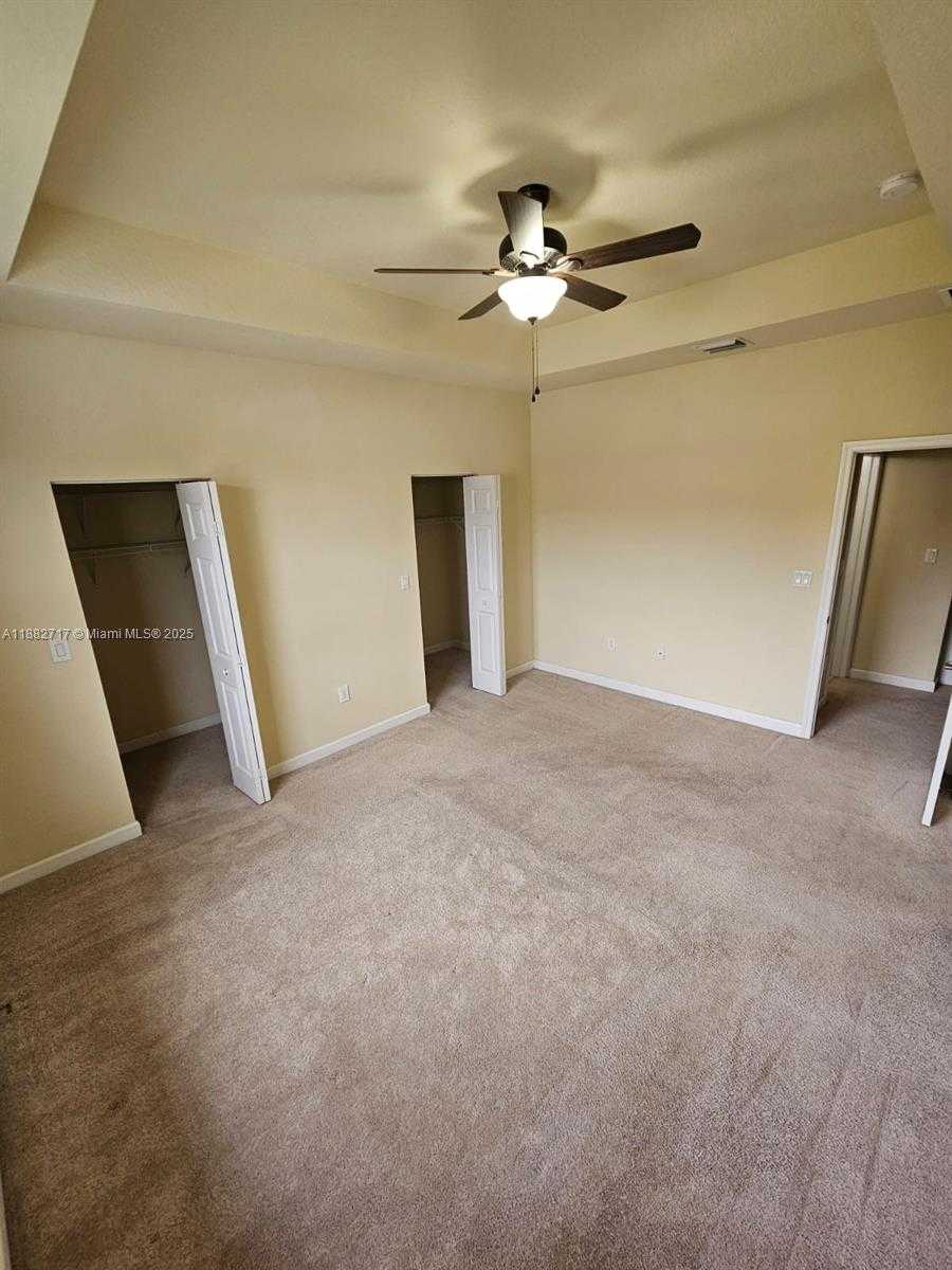 Small Image of 3387 WEST 90TH ST, Hialeah Number 9