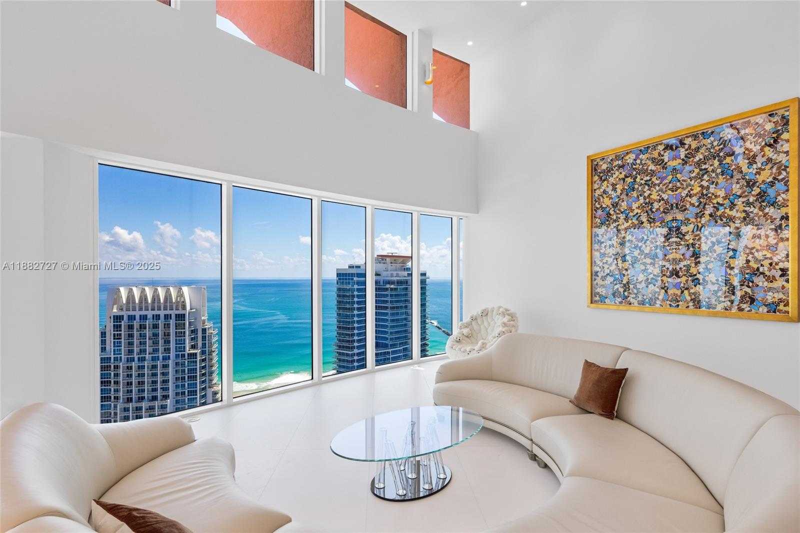 Small Image of 300 SOUTH POINTE DR #PH-5, Miami Beach Number 17