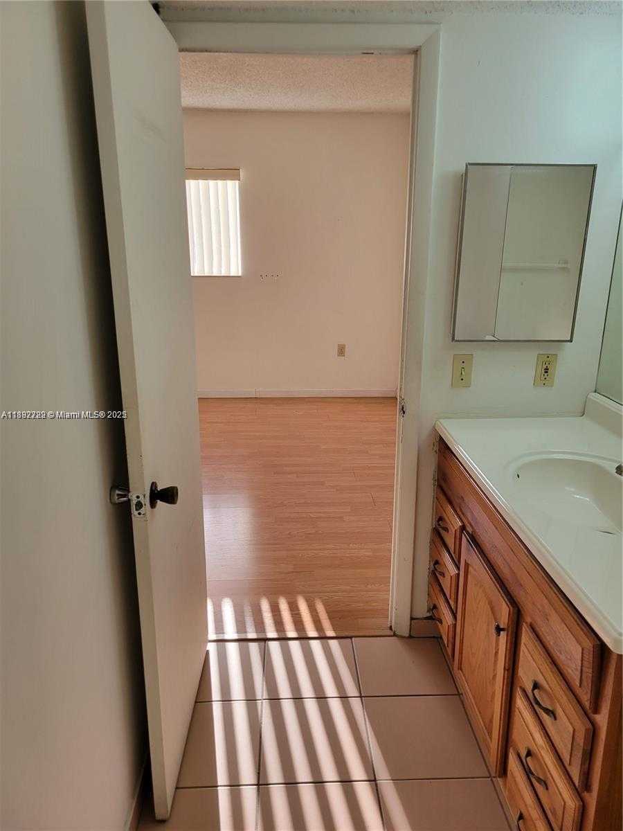 Small Image of 2680 WEST 76 STREET #204, Hialeah Number 14