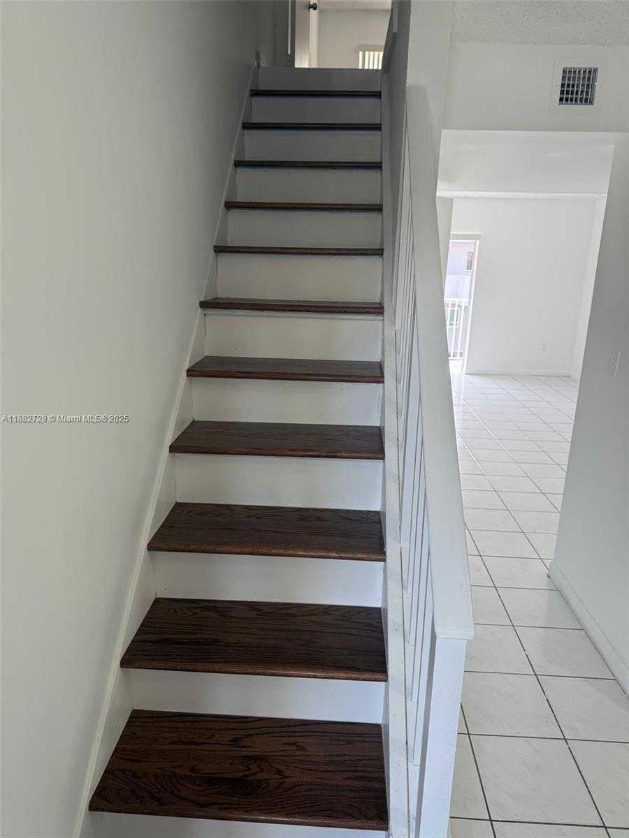 Small Image of 2680 WEST 76 STREET #204, Hialeah Number 8
