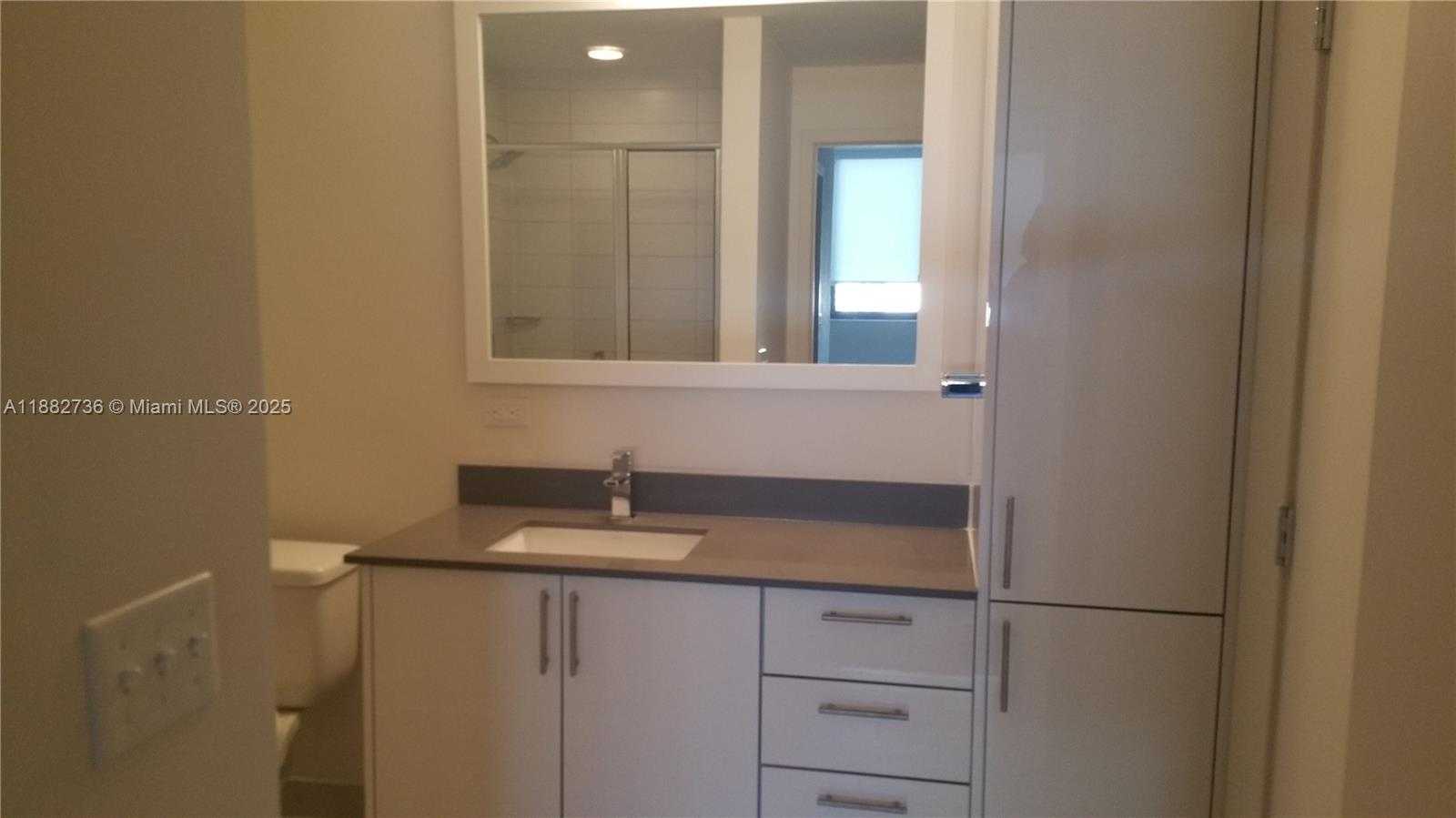 Small Image of 999 SOUTH WEST 1ST AVE #2208, Miami Number 5