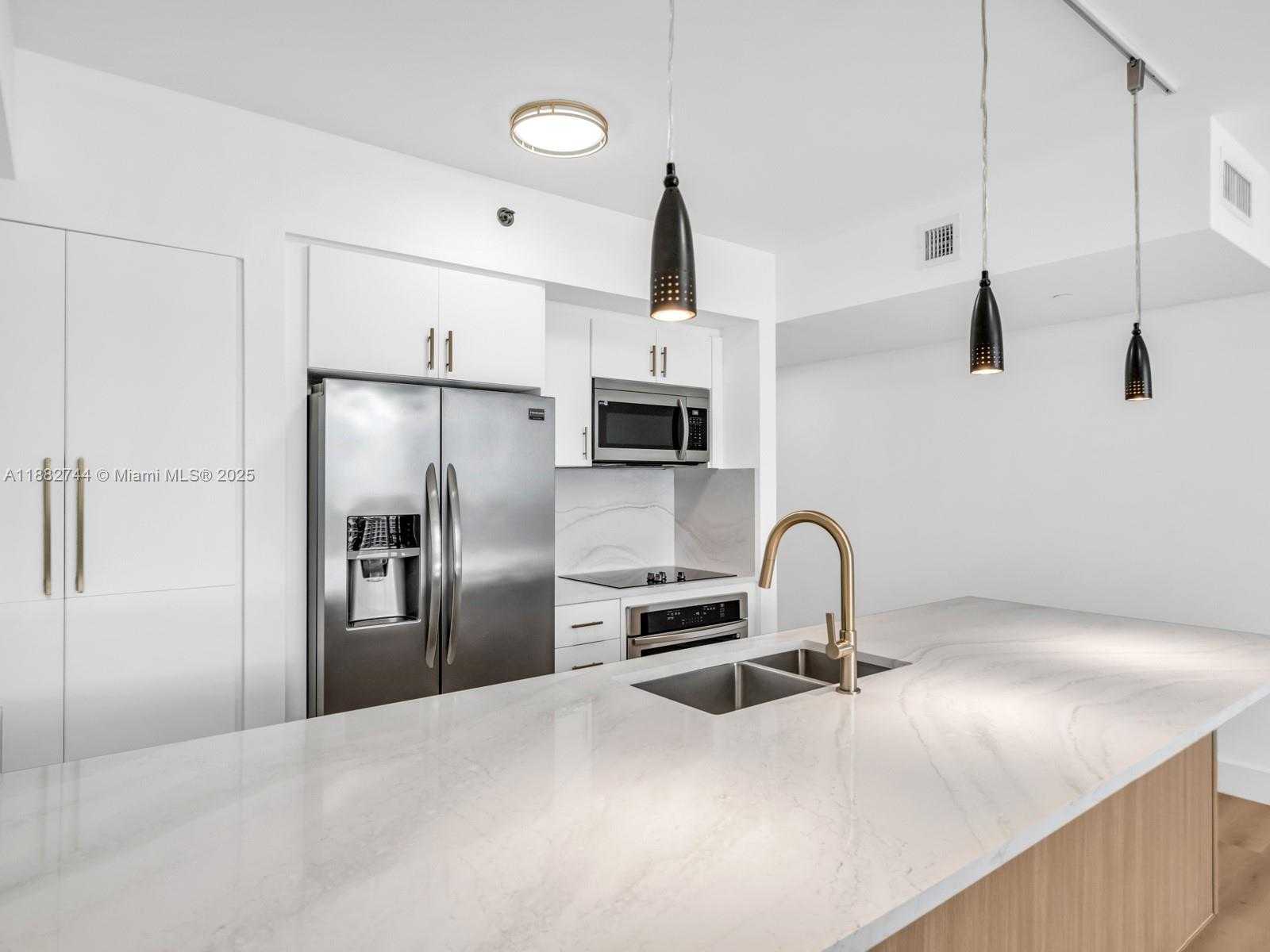 Small Image of 1830 SOUTH OCEAN DR #4312, Hallandale Beach Number 11