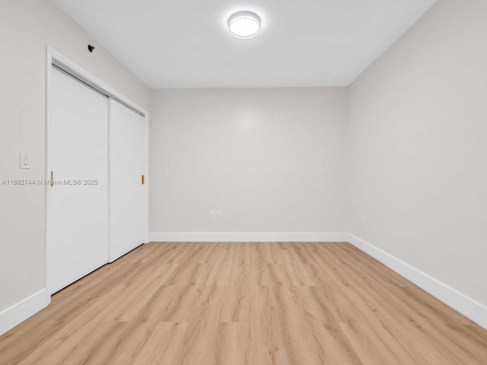 Small Image of 1830 SOUTH OCEAN DR #4312, Hallandale Beach Number 19