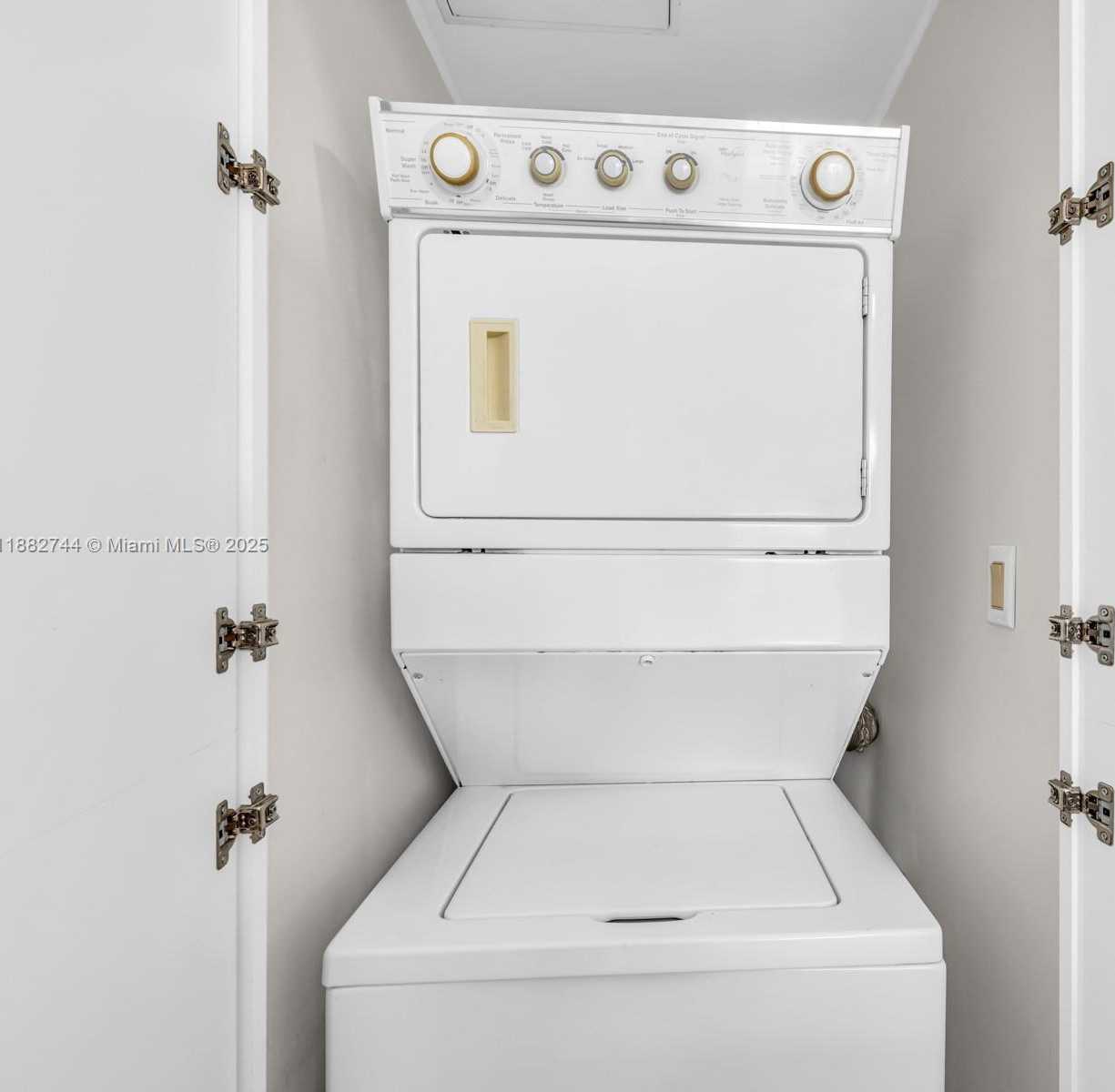 Small Image of 1830 SOUTH OCEAN DR #4312, Hallandale Beach Number 23