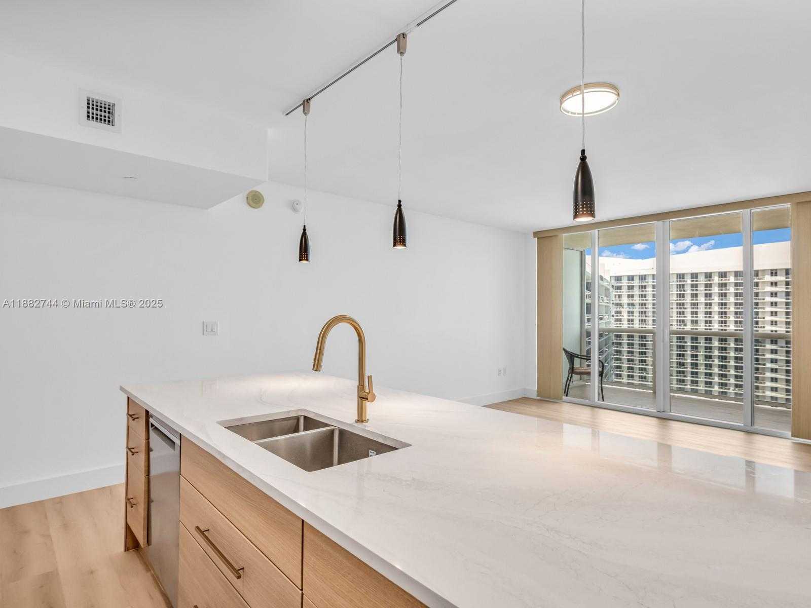 Small Image of 1830 SOUTH OCEAN DR #4312, Hallandale Beach Number 4
