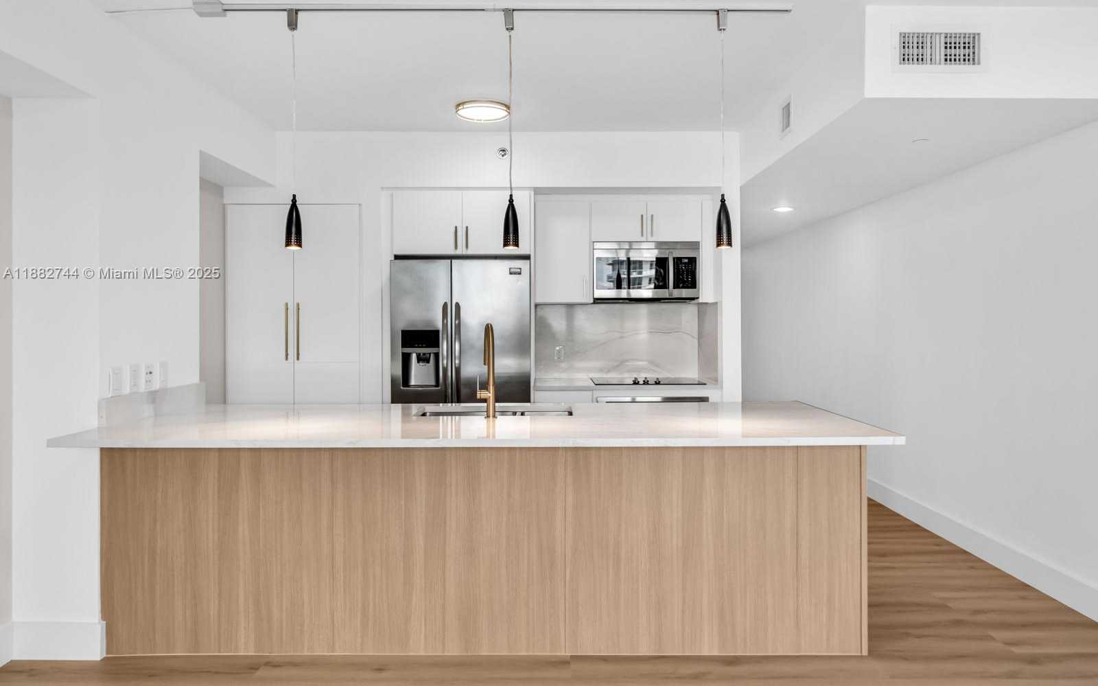 Small Image of 1830 SOUTH OCEAN DR #4312, Hallandale Beach Number 6