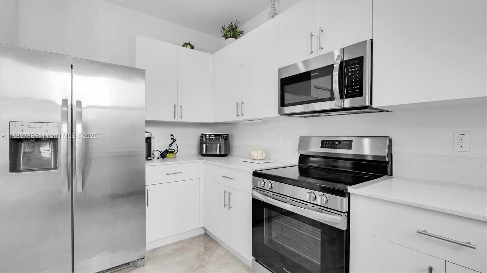 Small Image of 11968 NORTH WEST 46TH ST, Coral Springs Number 19