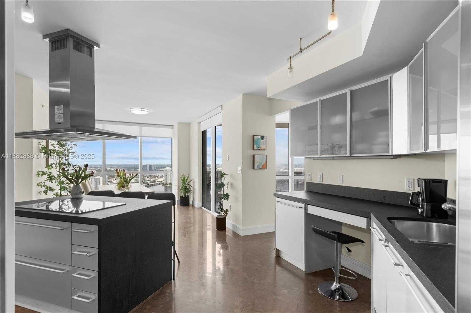 Small Image of 18201 COLLINS AVE #5301, Sunny Isles Beach Number 13