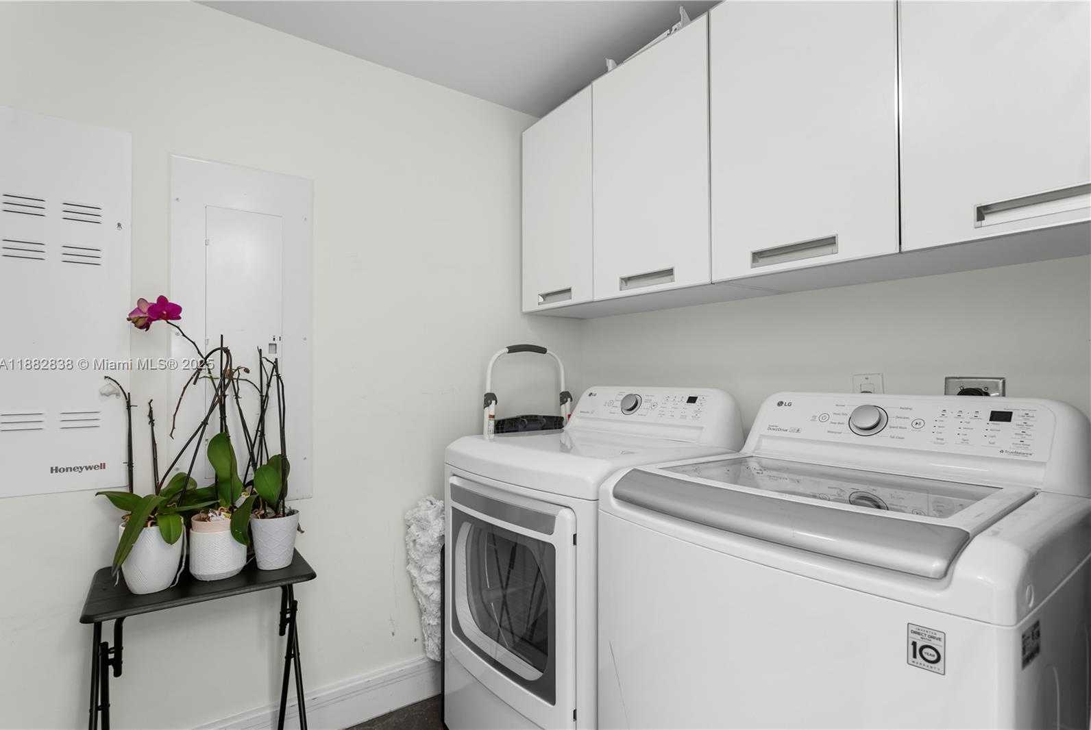 Small Image of 18201 COLLINS AVE #5301, Sunny Isles Beach Number 22