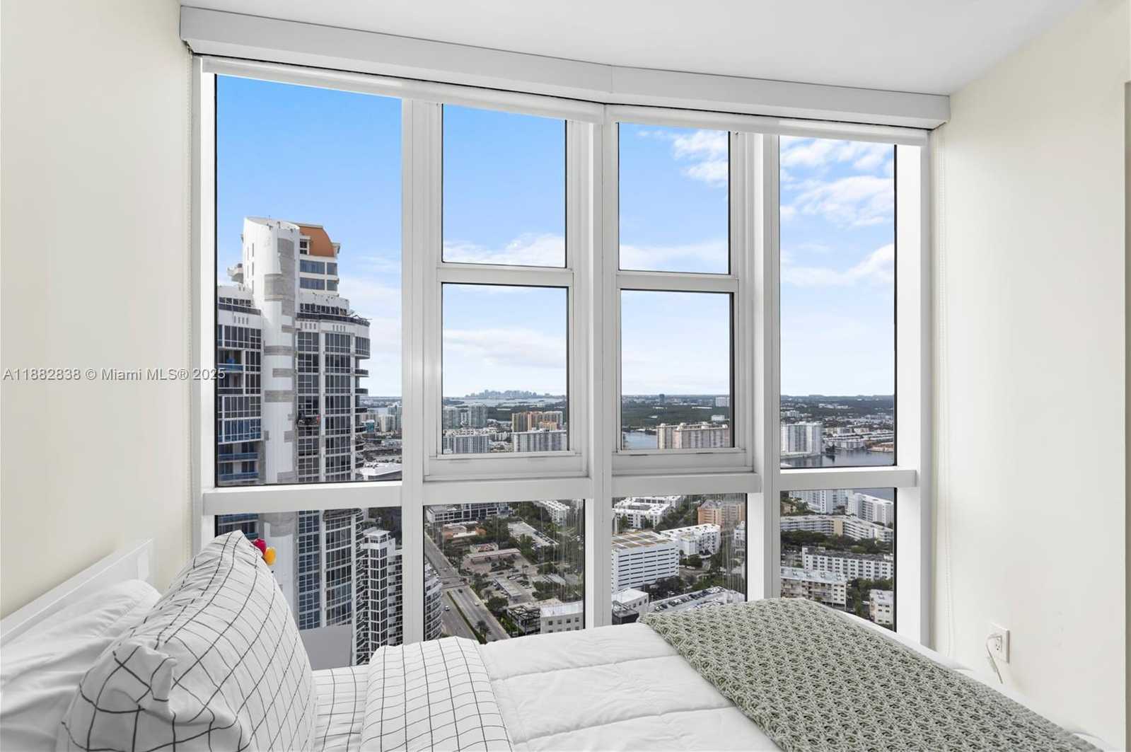 Small Image of 18201 COLLINS AVE #5301, Sunny Isles Beach Number 35