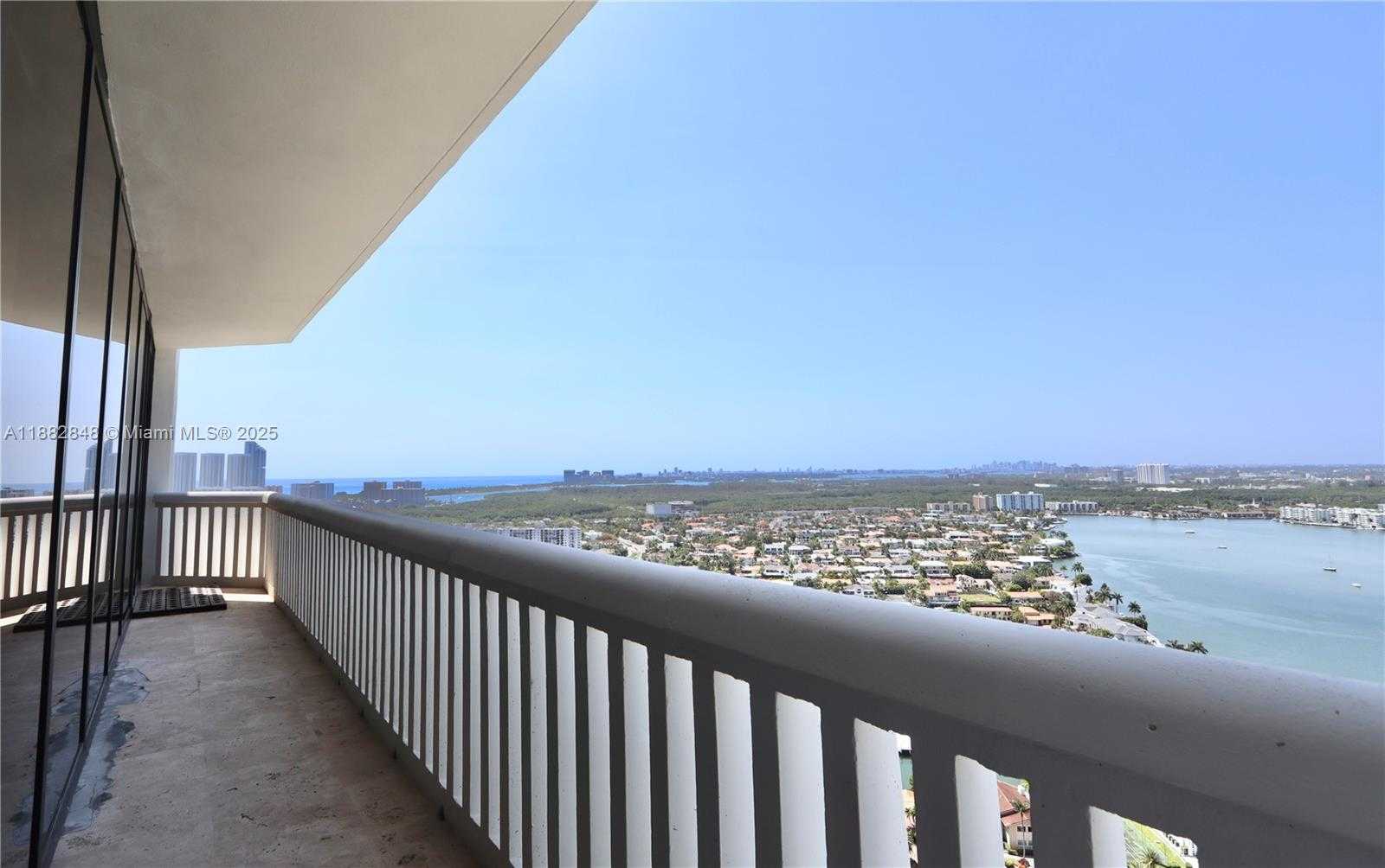 Small Image of 1000 ISLAND BLVD #PH2, Aventura Number 13