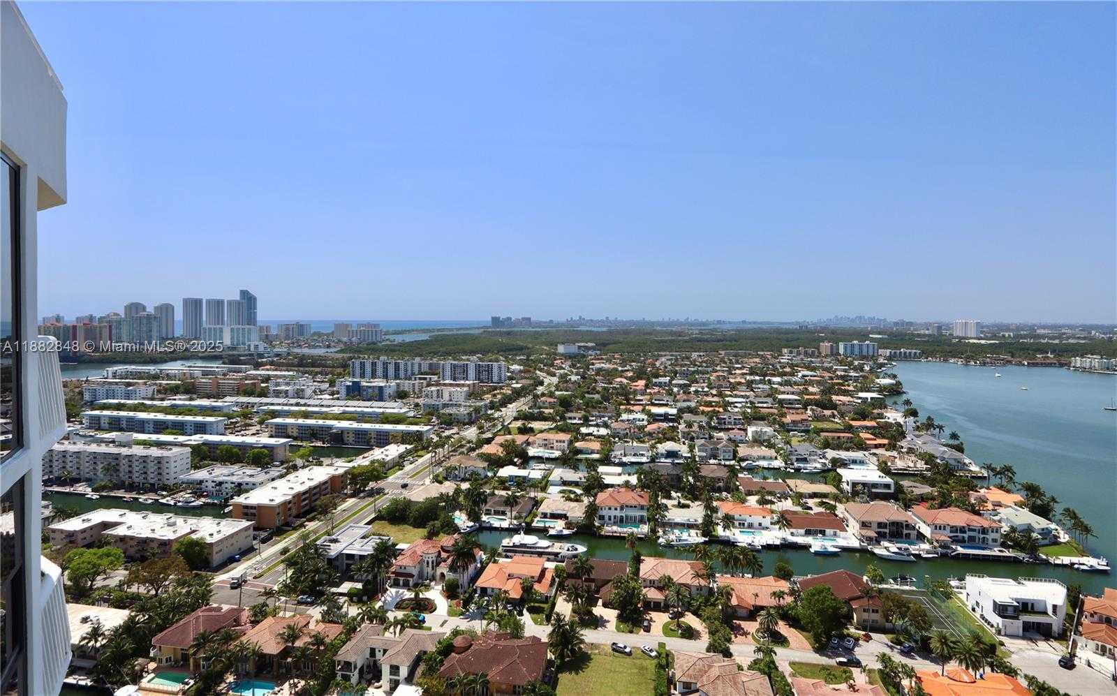 Small Image of 1000 ISLAND BLVD #PH2, Aventura Number 25