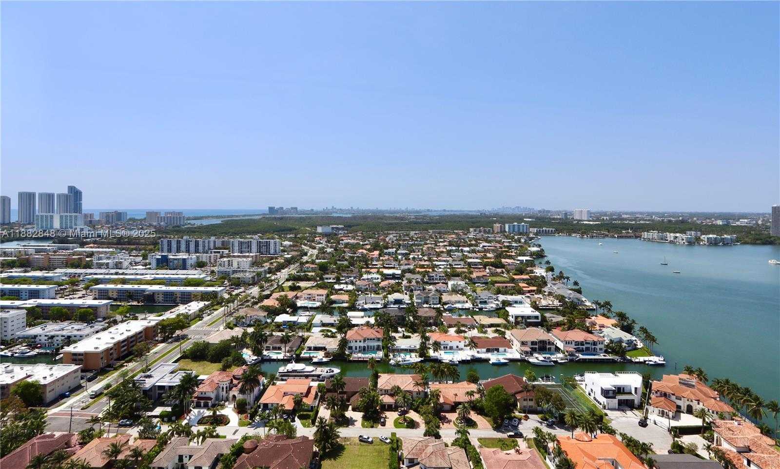 Small Image of 1000 ISLAND BLVD #PH2, Aventura Number 29