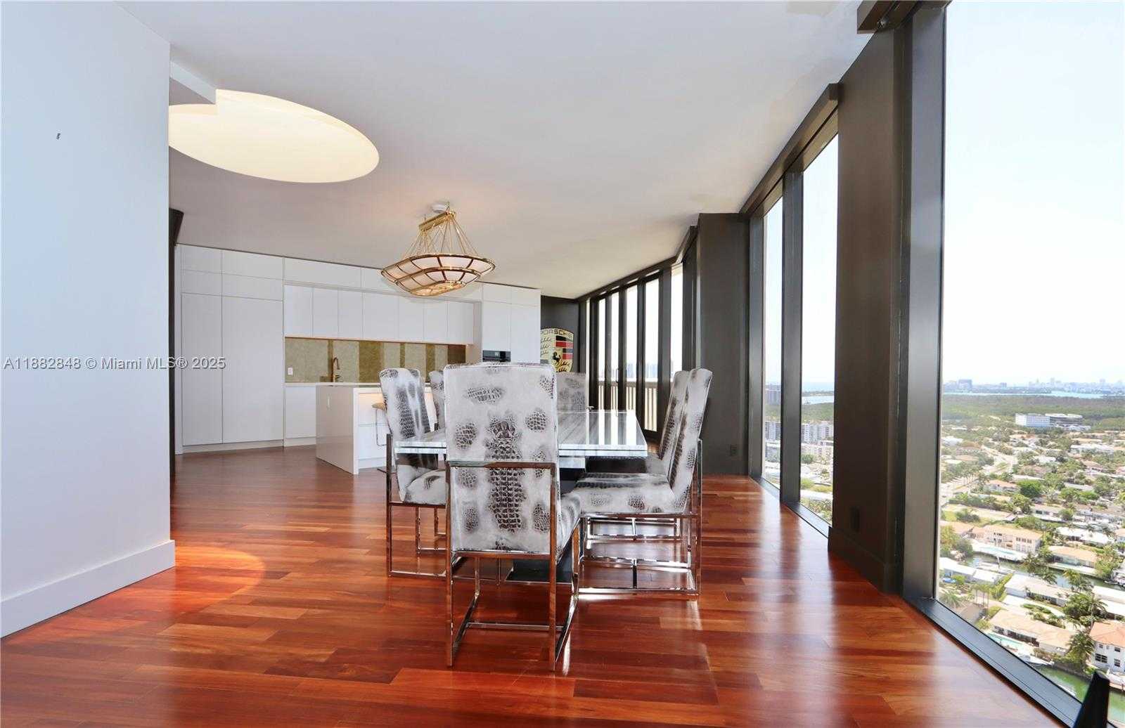 Small Image of 1000 ISLAND BLVD #PH2, Aventura Number 5